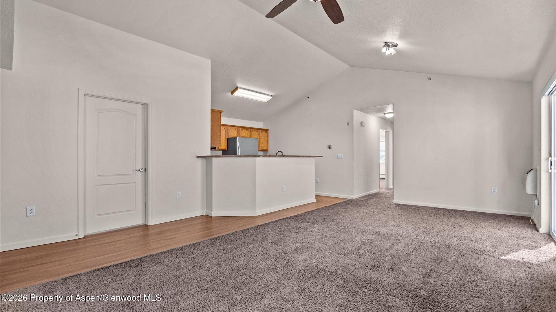 488 River View Drive 407 Property Photo 5