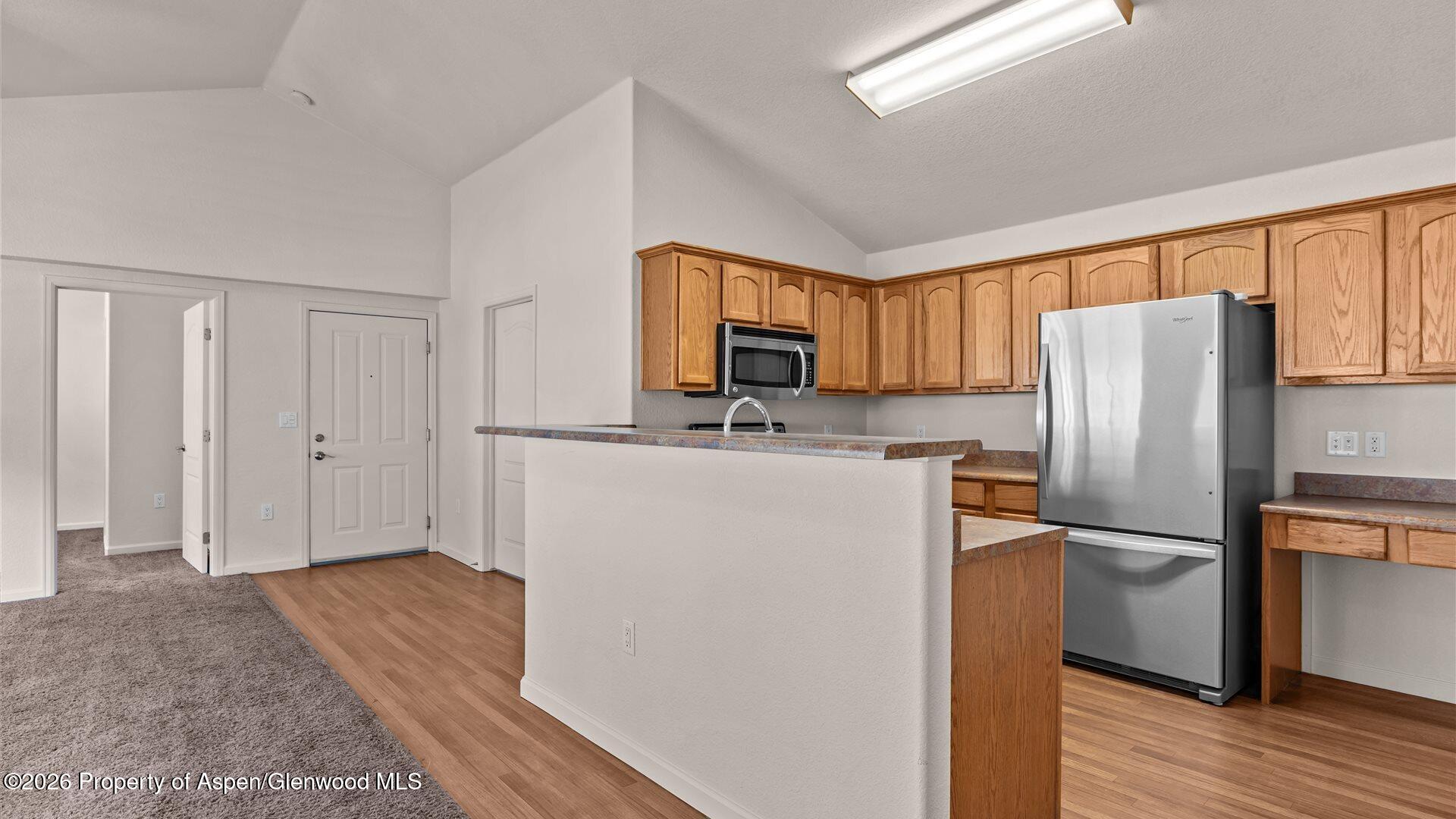 488 River View Drive 407 Property Photo 8