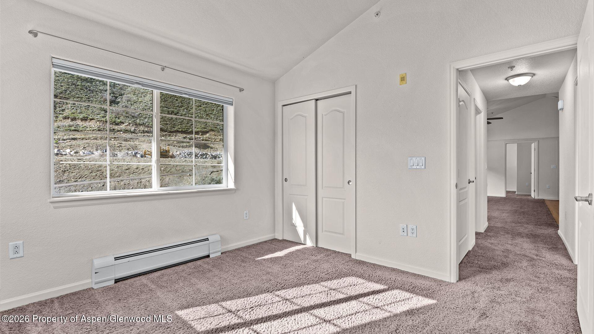 488 River View Drive 407 Property Photo 14