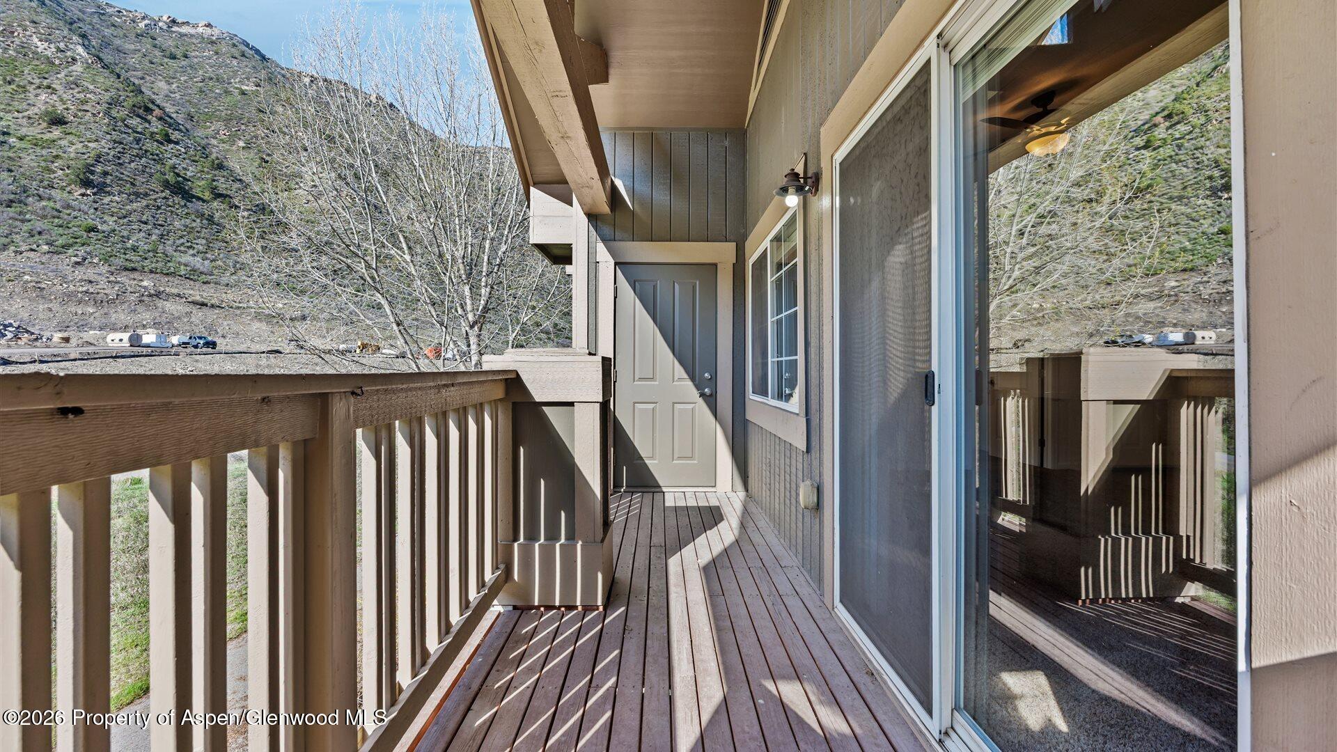 488 River View Drive 407 Property Photo 26