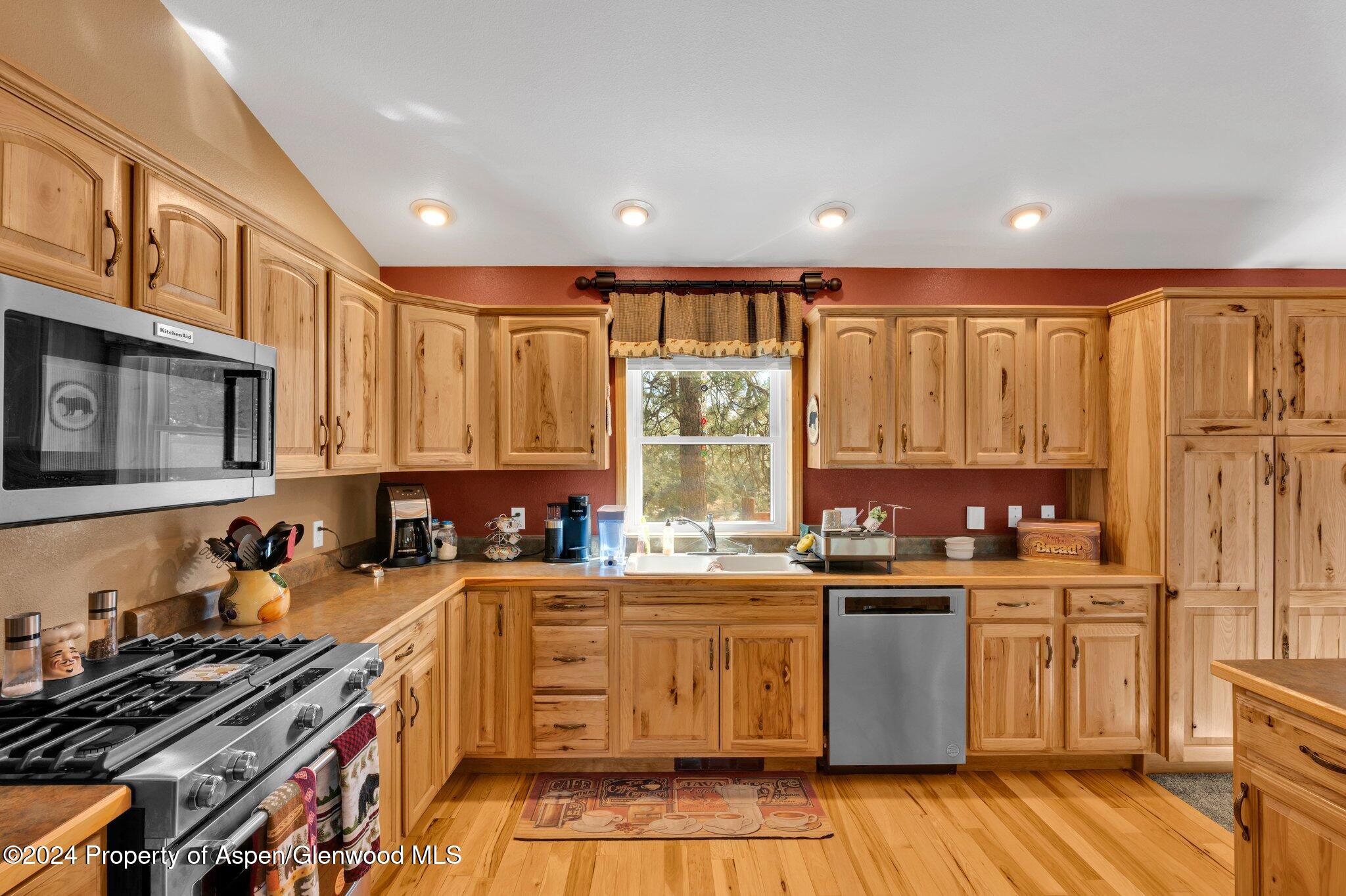 50 Shawnee Trail Property Photo 11