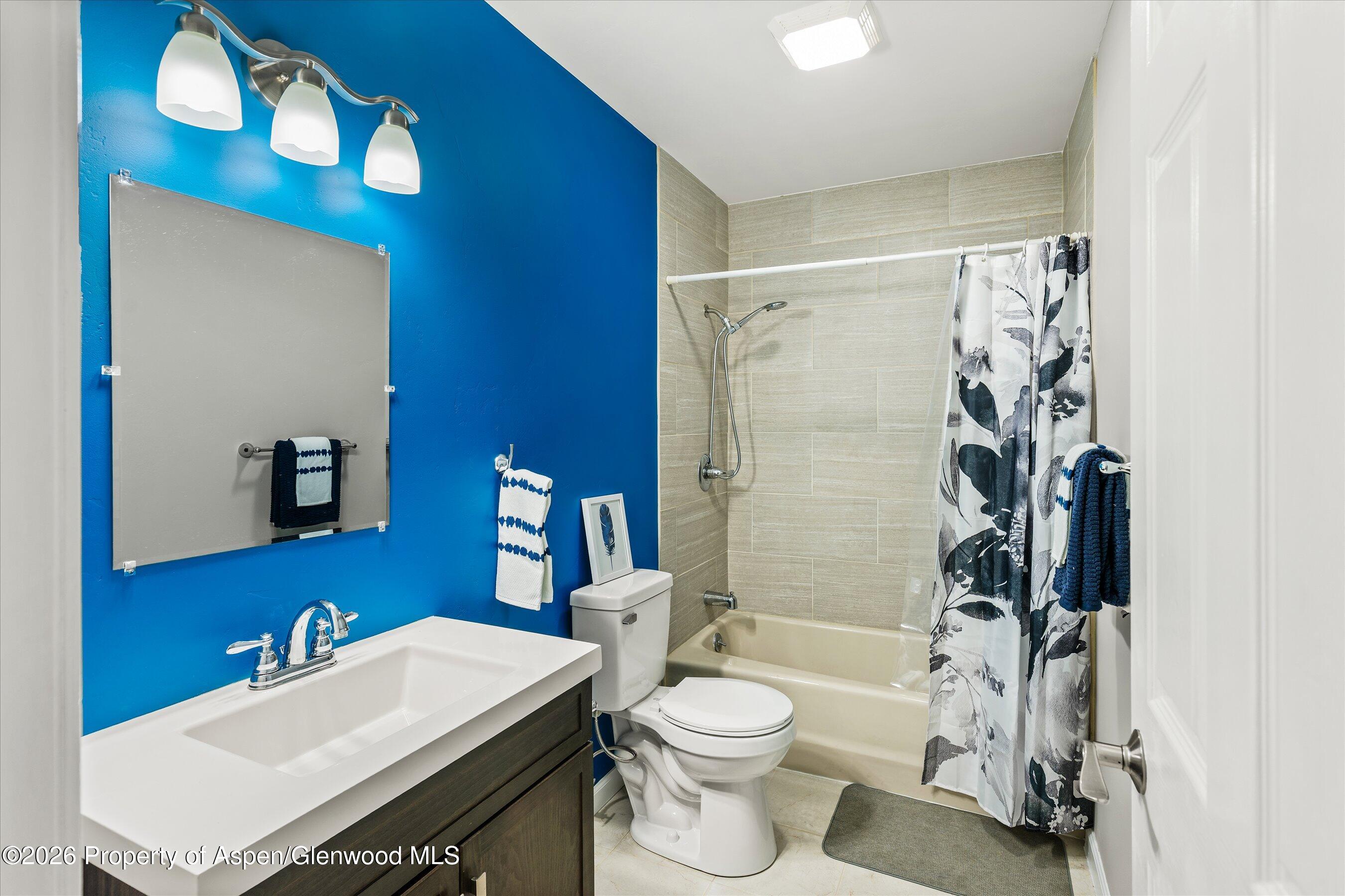 1329 Pitkin Avenue 21 Property Photo 10