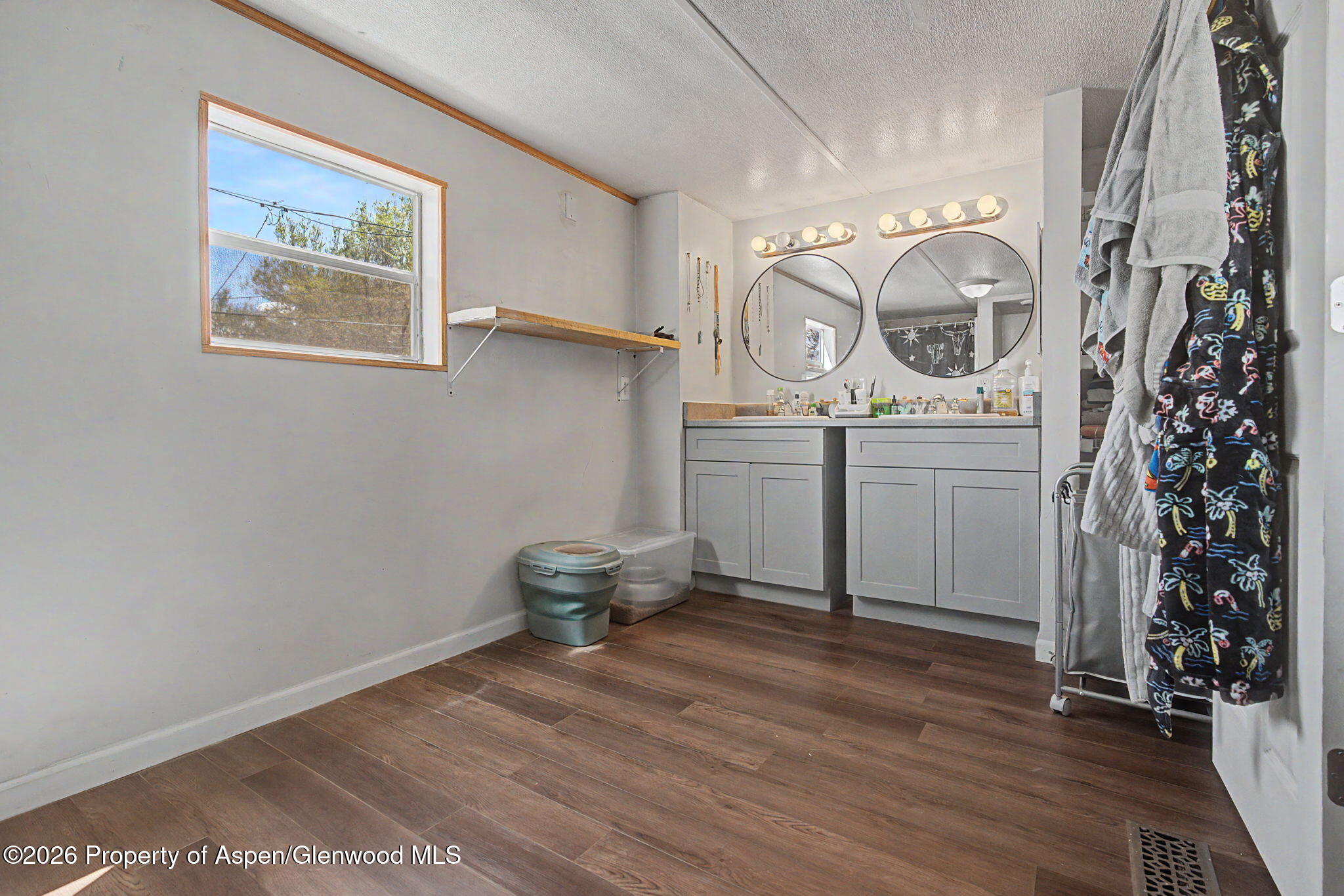 346 Greig Avenue Property Photo 13
