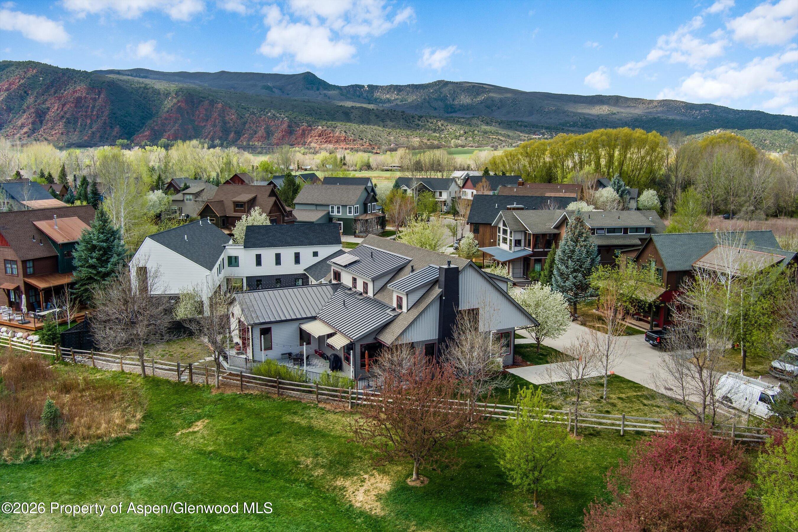 350 Sopris Circle Property Photo 3