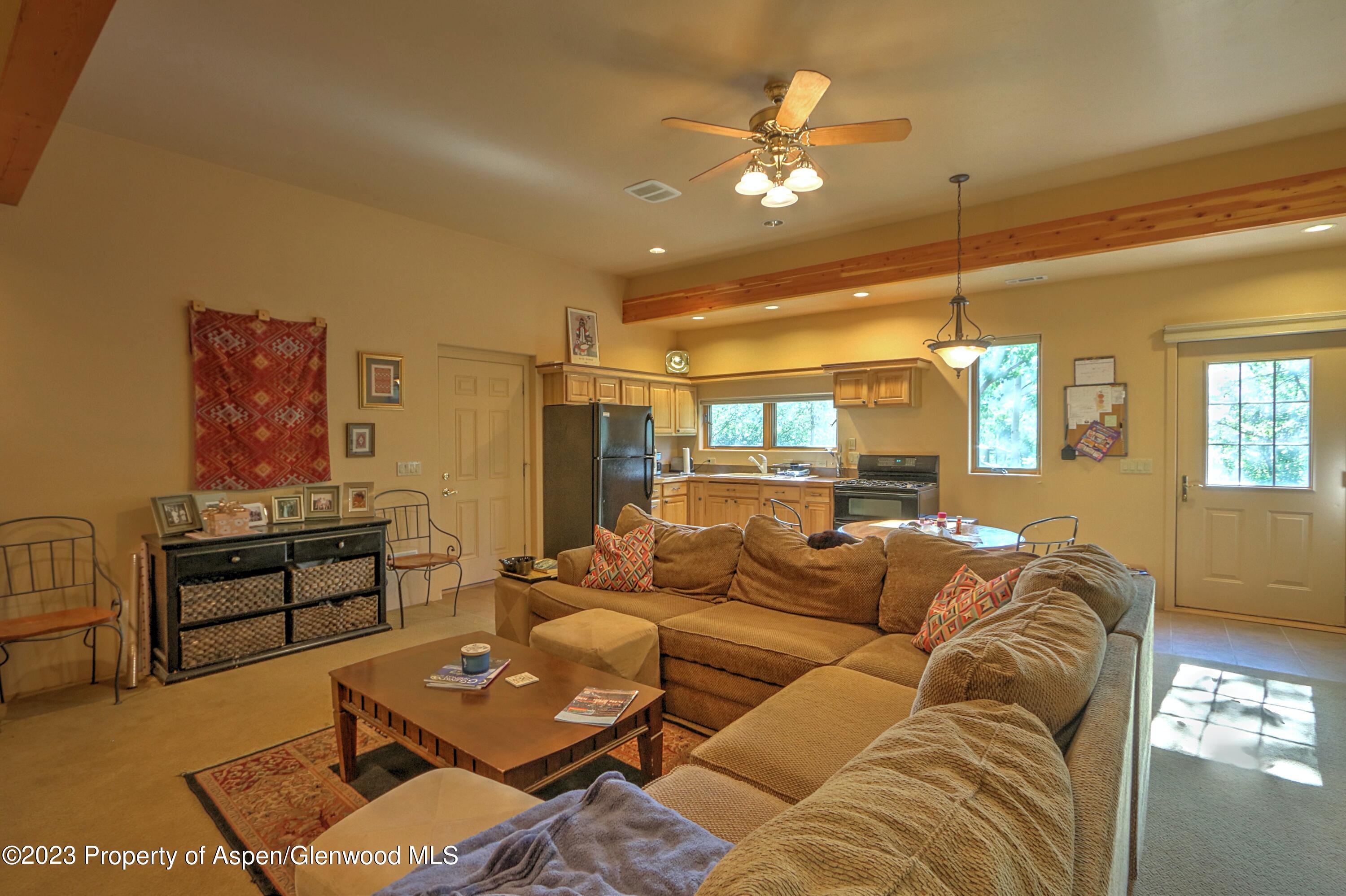 908 Red Mountain Drive Property Photo 29