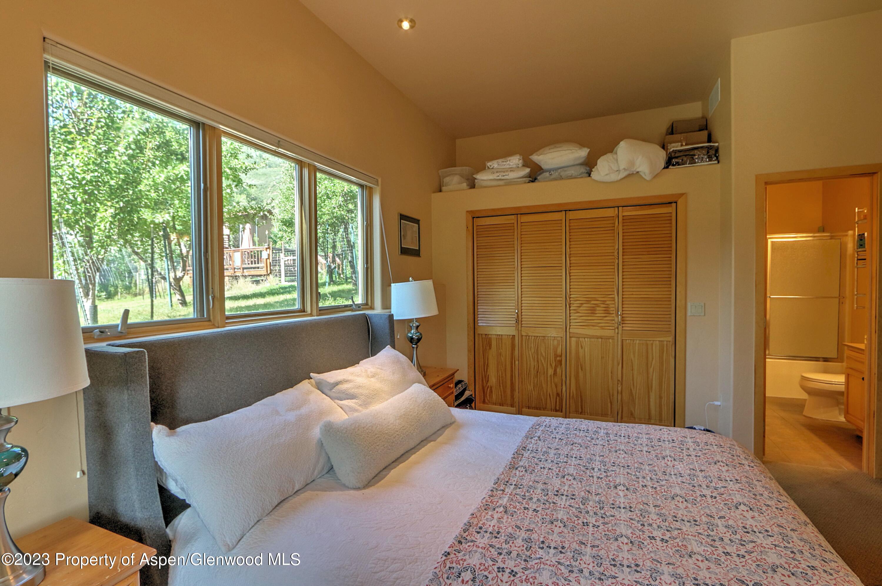 908 Red Mountain Drive Property Photo 30