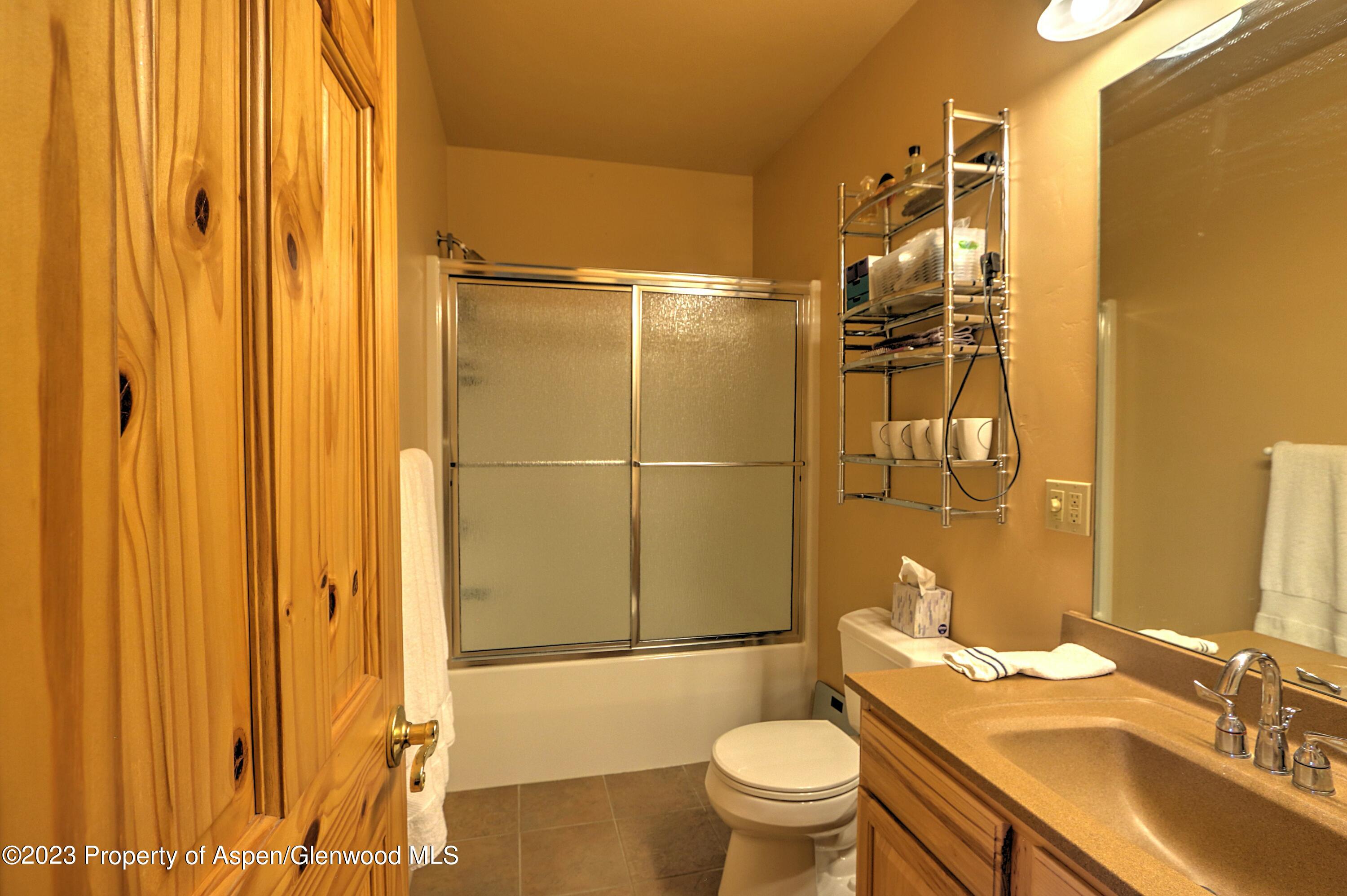 908 Red Mountain Drive Property Photo 31