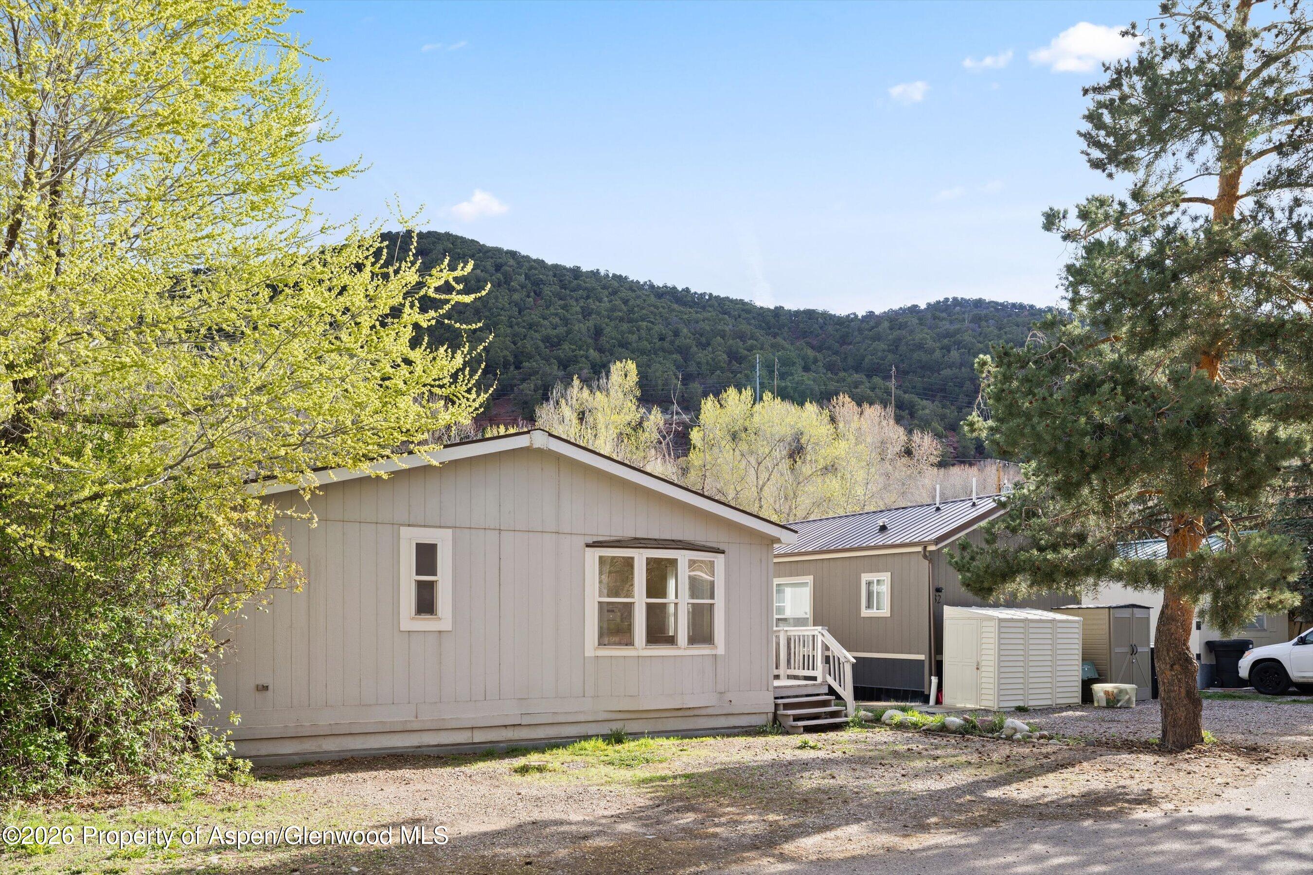 31 Lazy Glen Property Photo 1