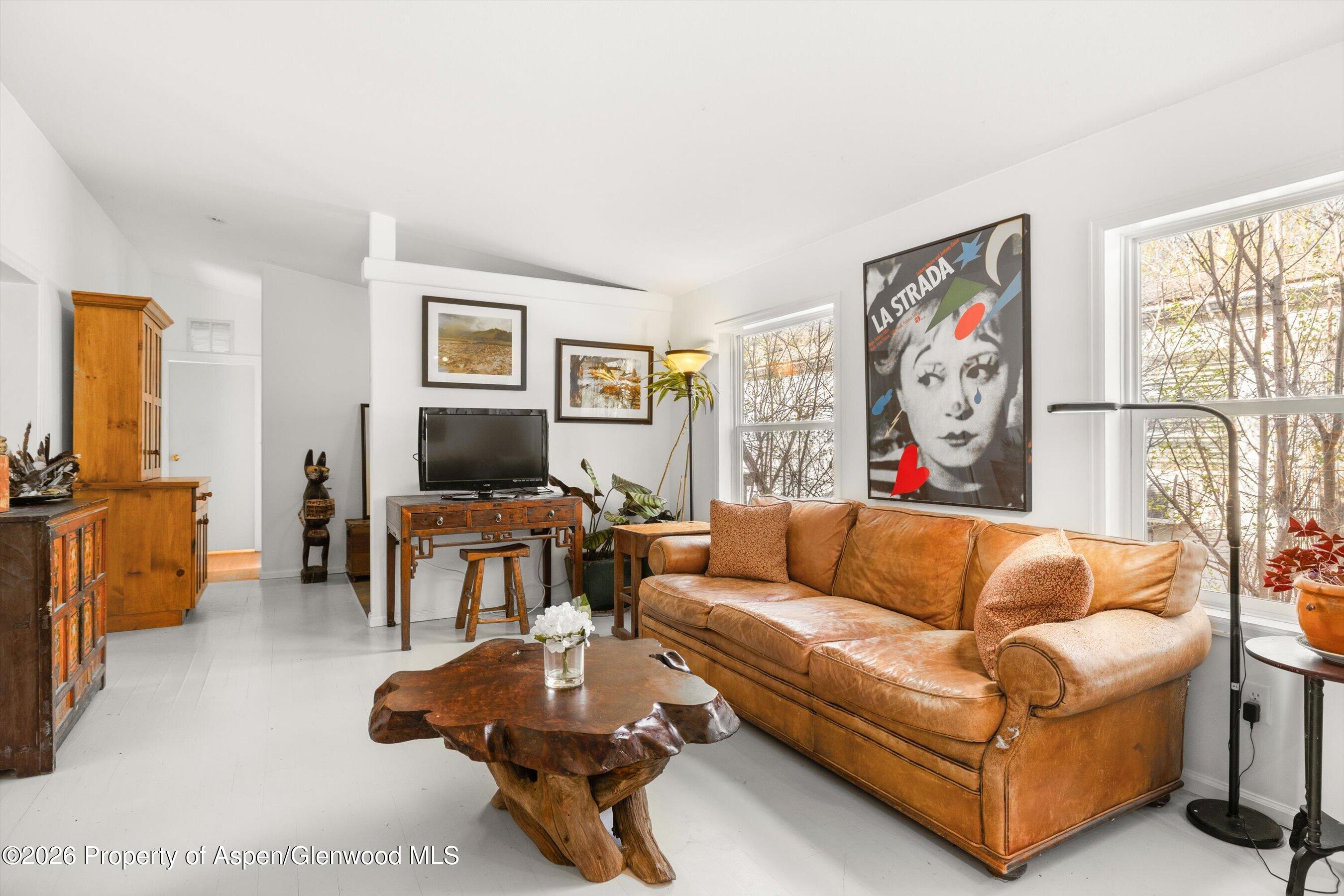31 Lazy Glen Property Photo 4
