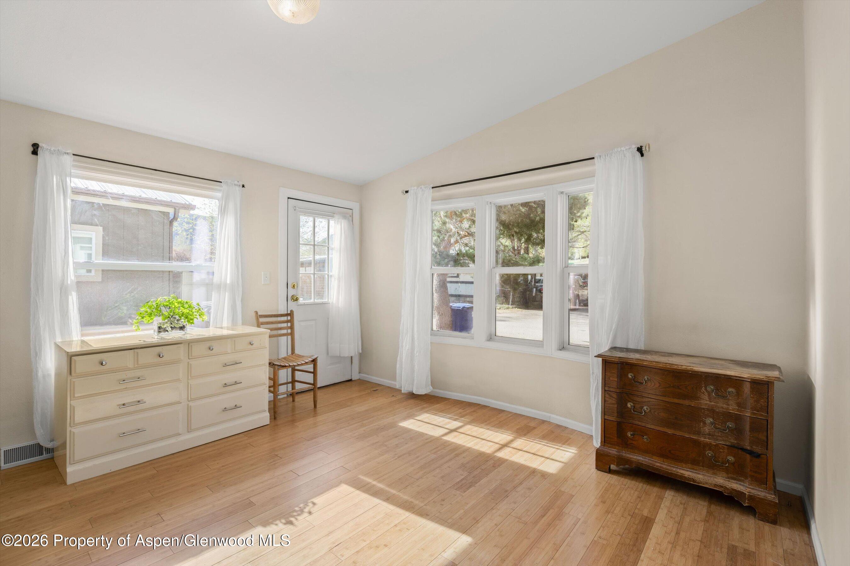 31 Lazy Glen Property Photo 11