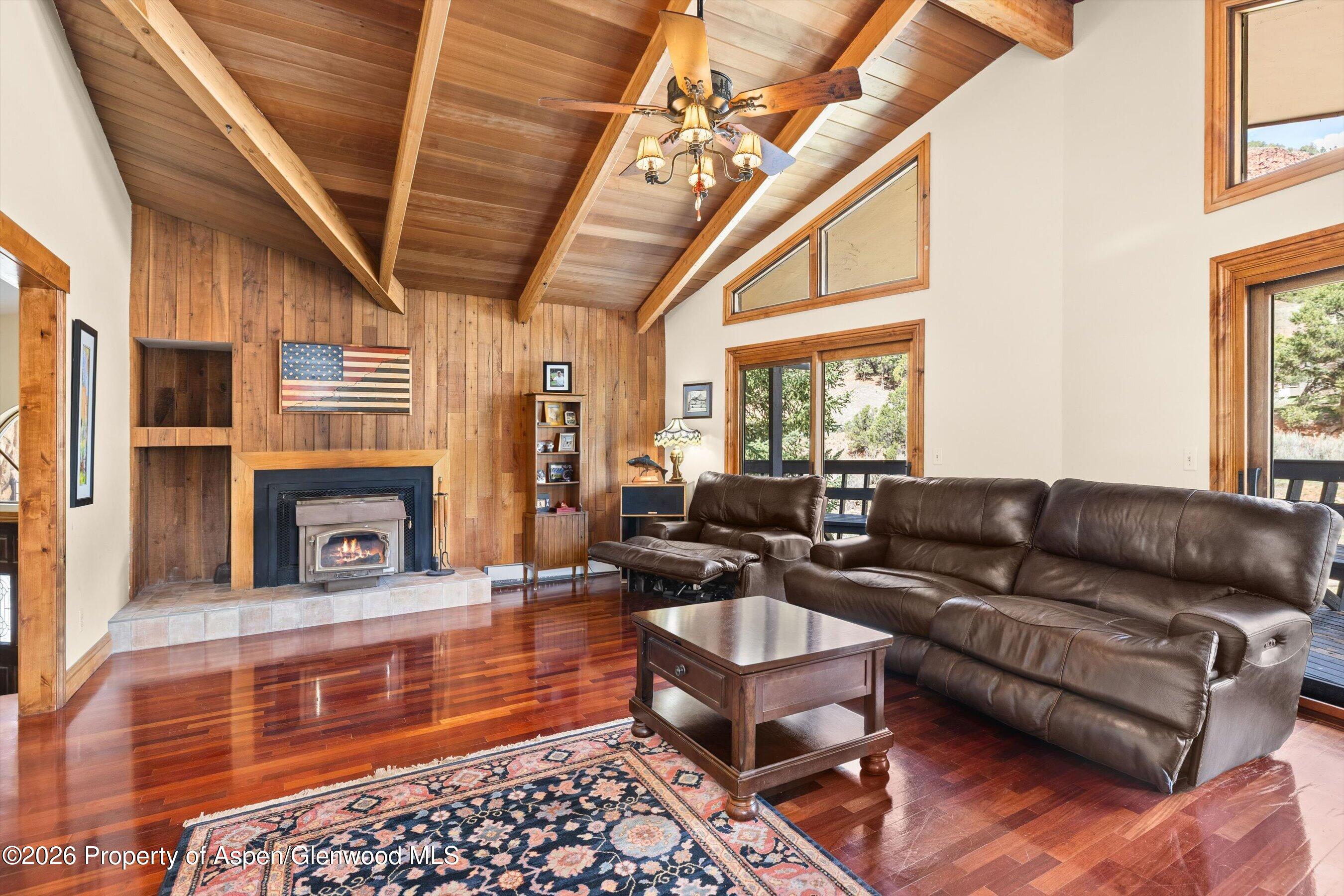 4285 Frying Pan Road Property Photo 4