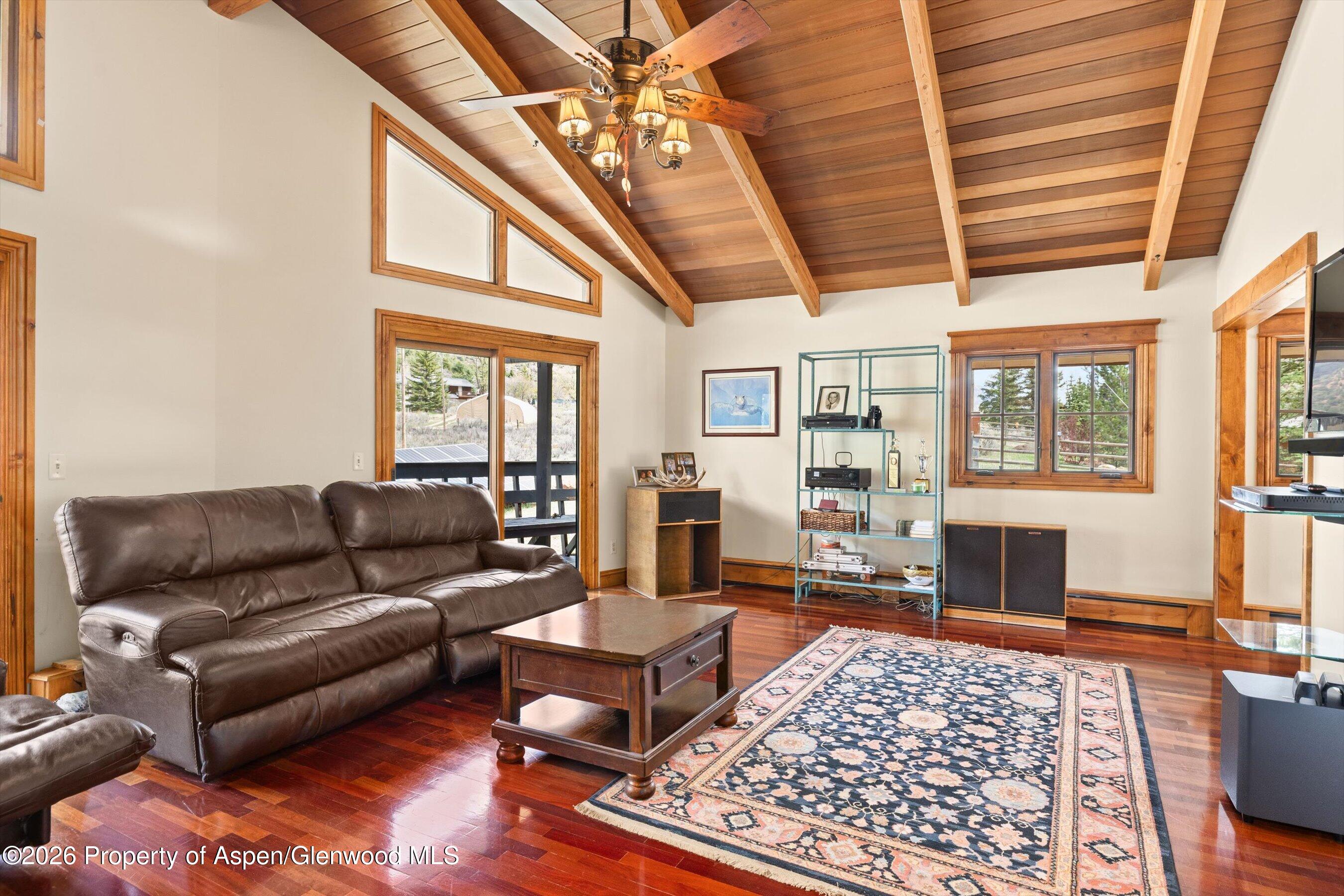 4285 Frying Pan Road Property Photo 6