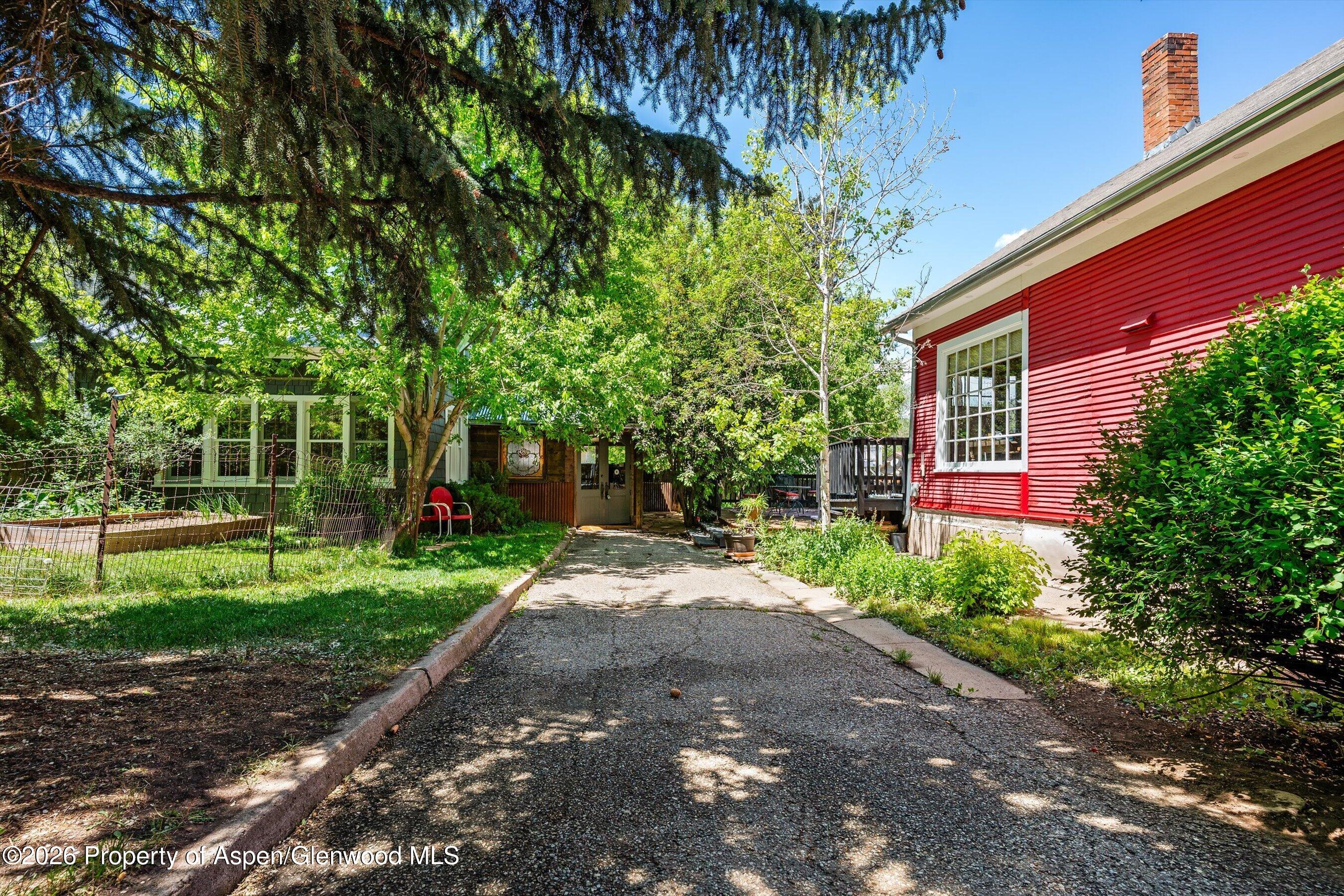1017 Cooper Avenue Property Photo 27