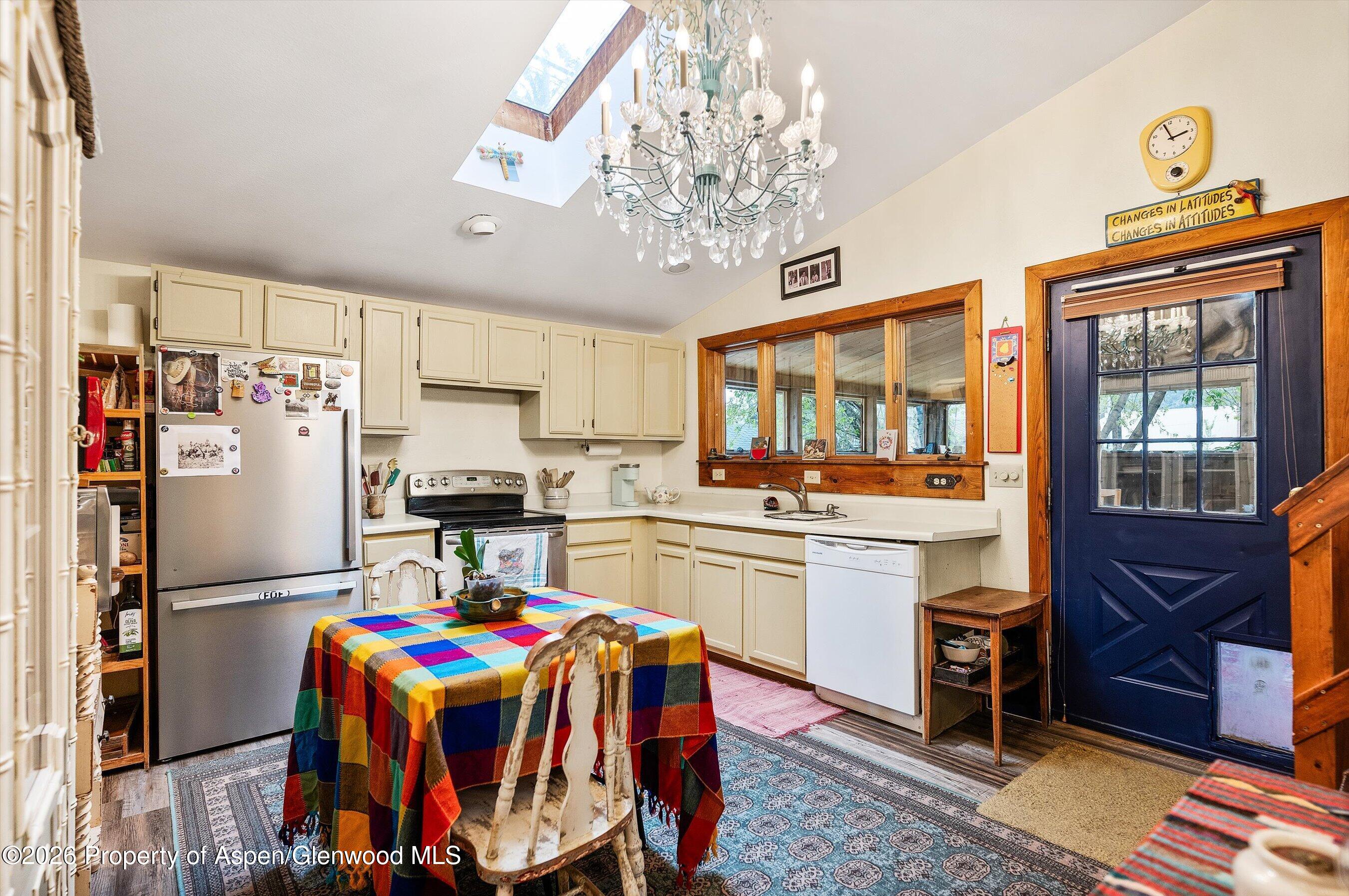 1017 Cooper Avenue Property Photo 32