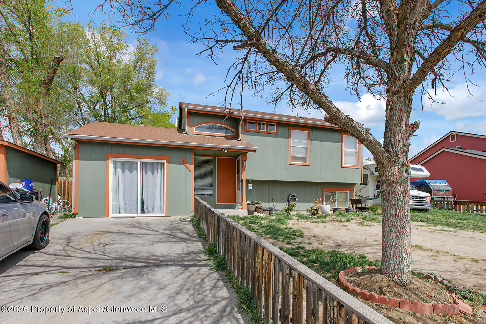 1420 Orchard Avenue Property Photo 1