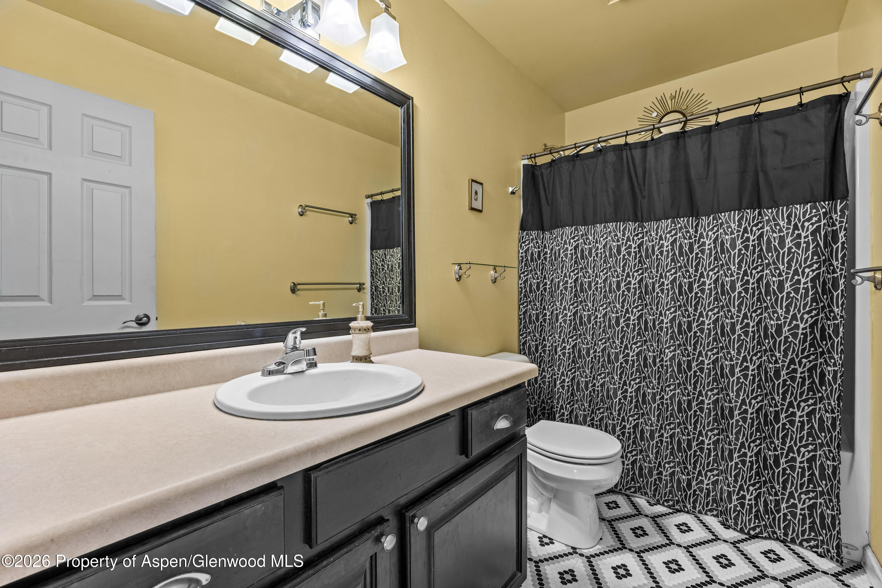 870 Hickory Drive Property Photo 11
