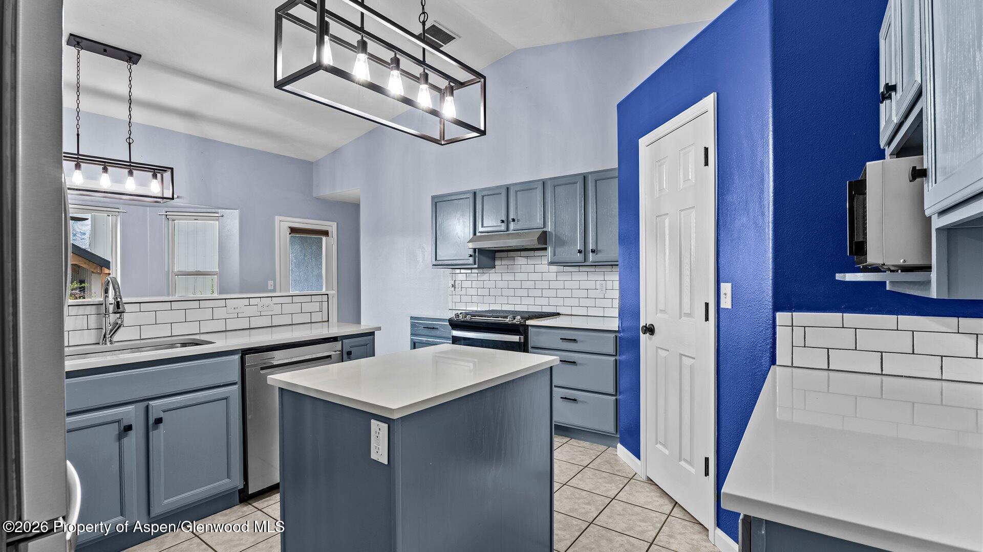 1459 Anvil View Avenue Property Photo 13