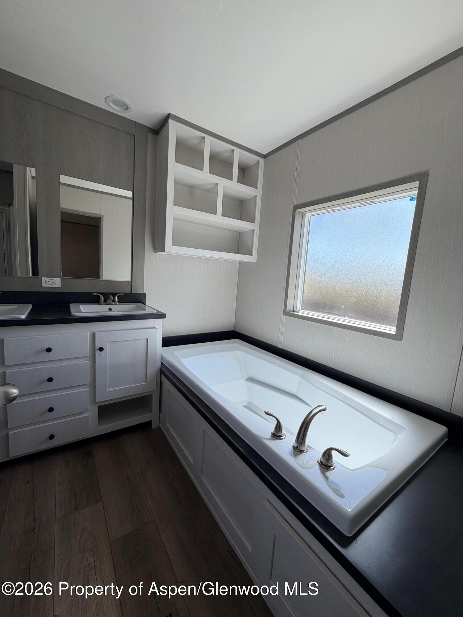 56 Silver Queen Circle Property Photo 15