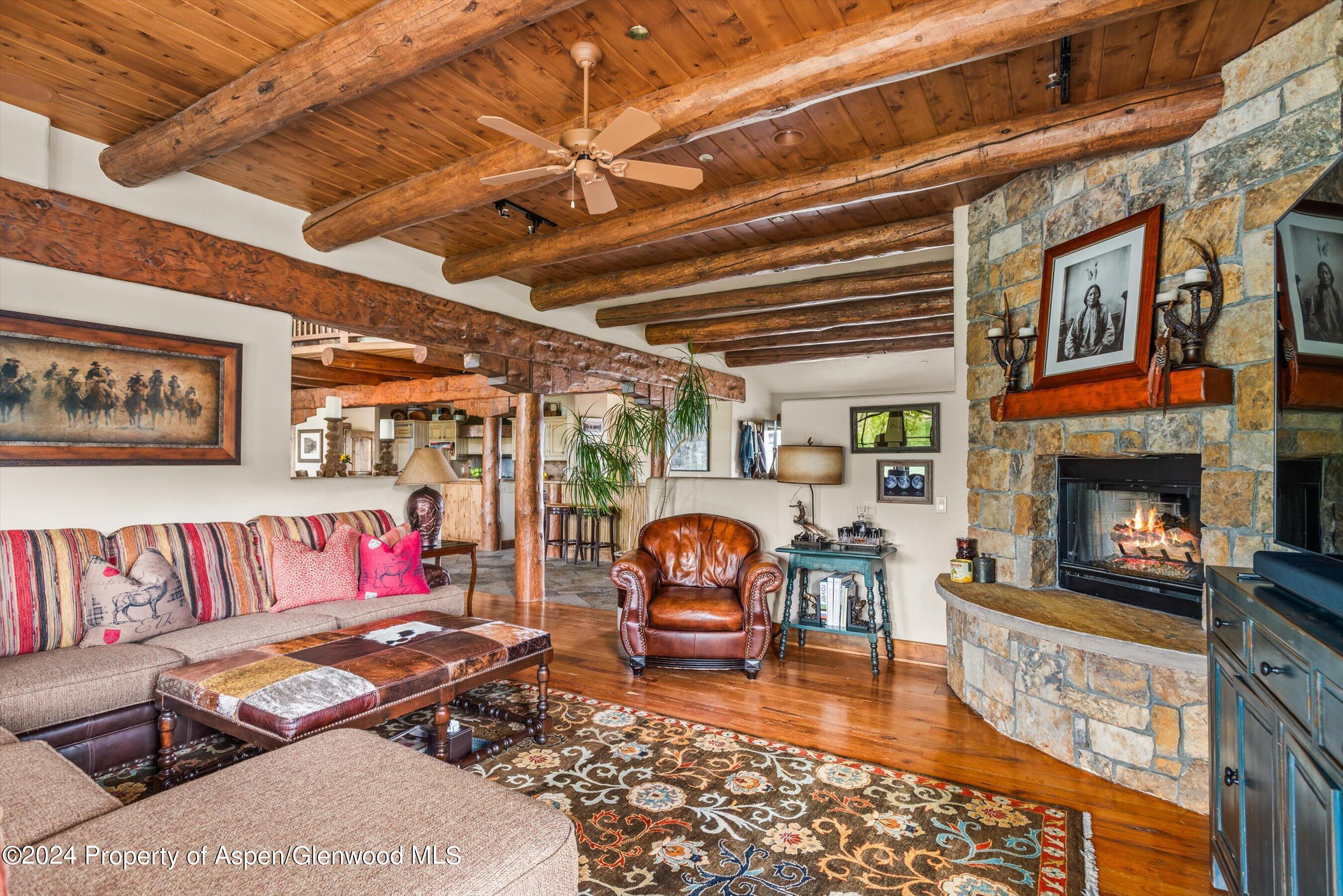 227 Sage Rim Circle Property Photo 13