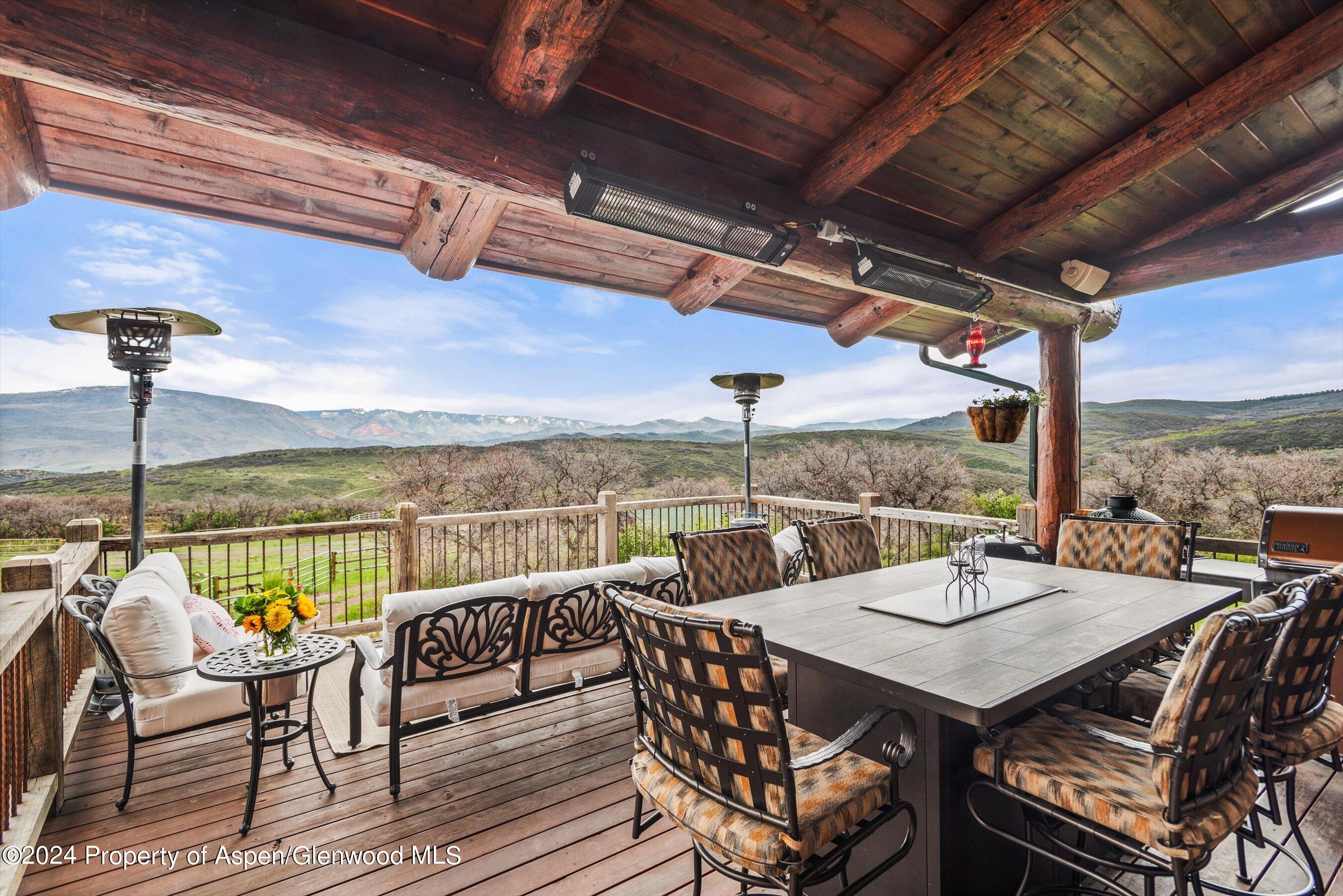227 Sage Rim Circle Property Photo 32