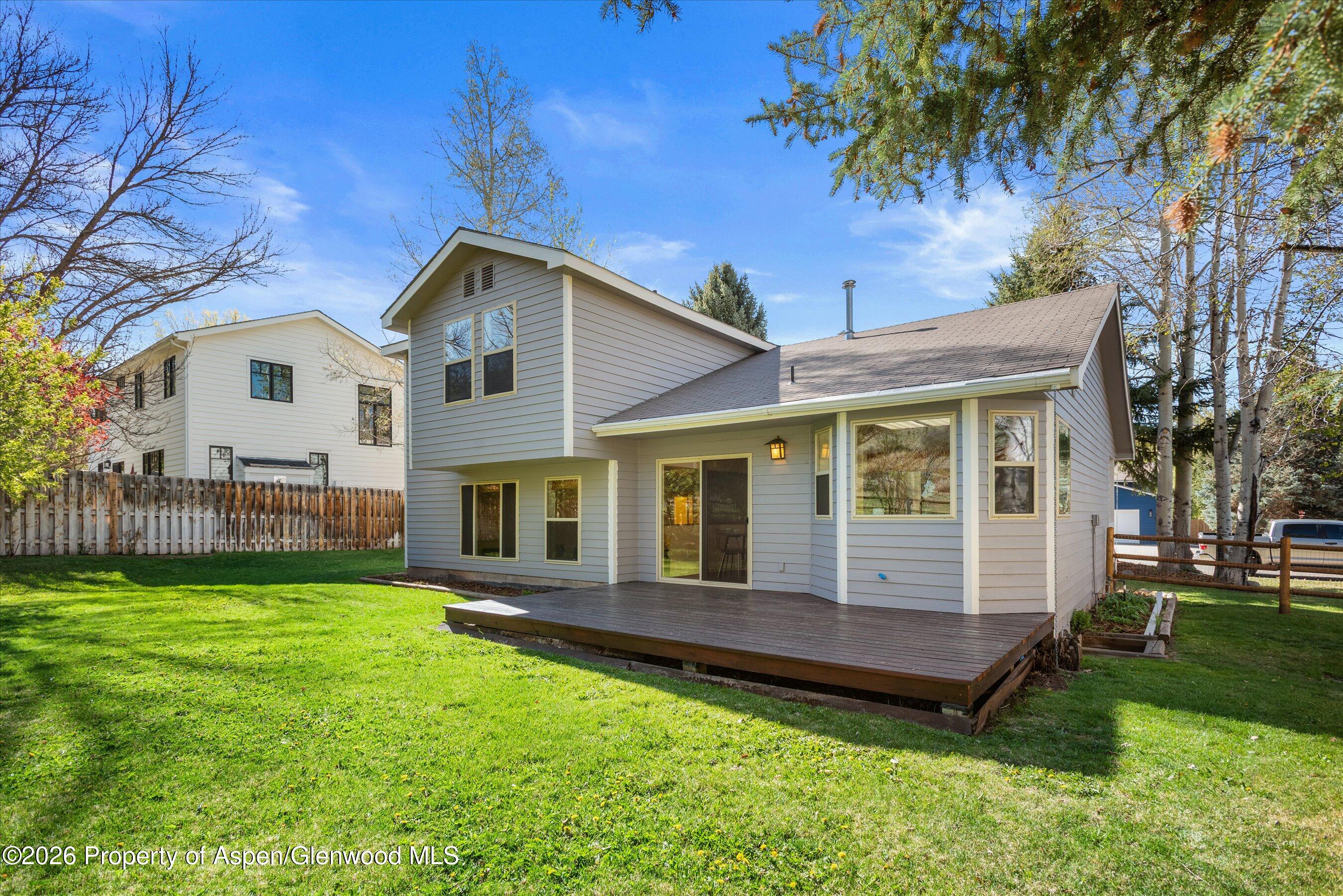 268 Deer Run Property Photo 6