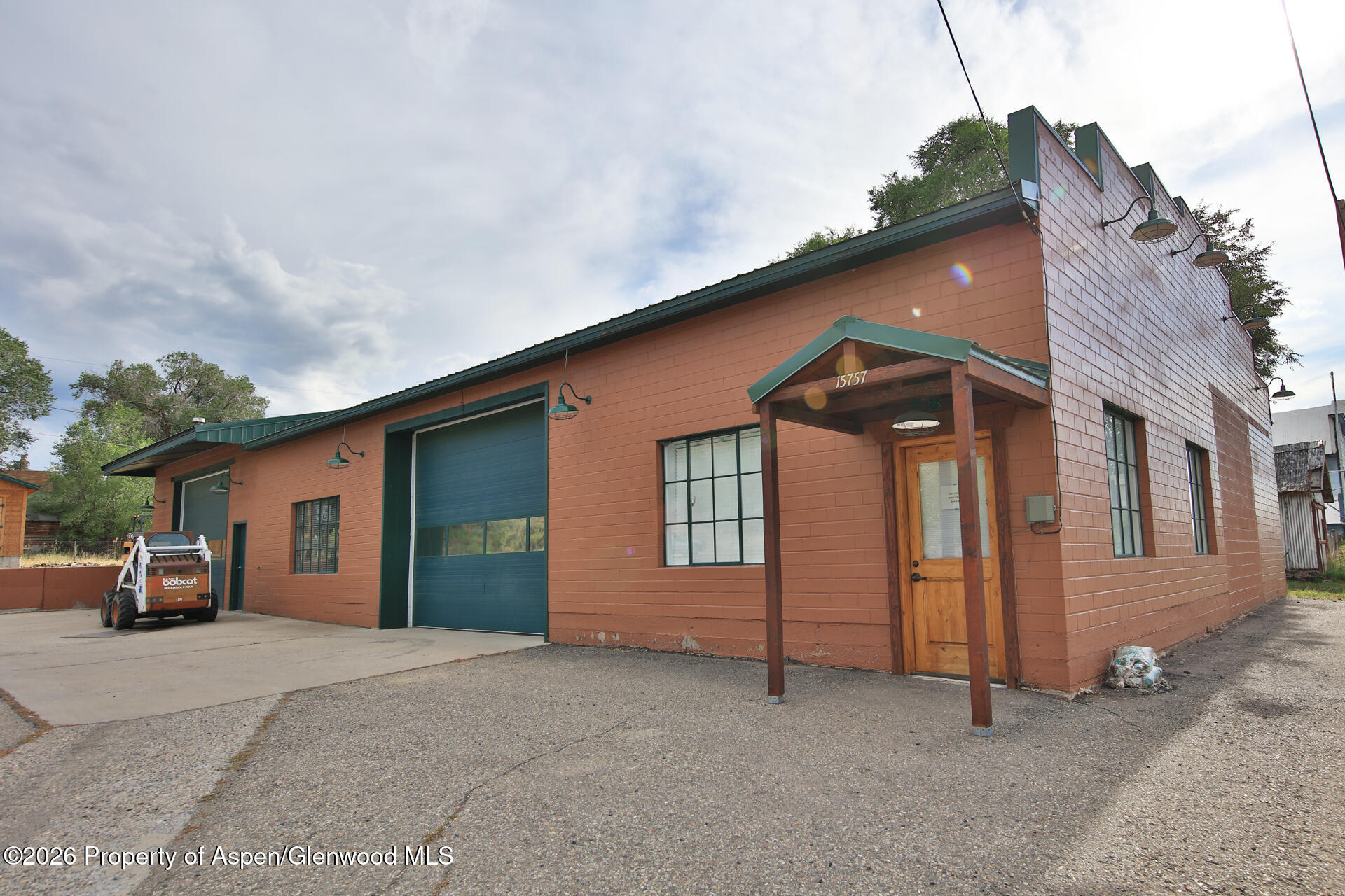 15757 57 1/2 Road Property Photo 1