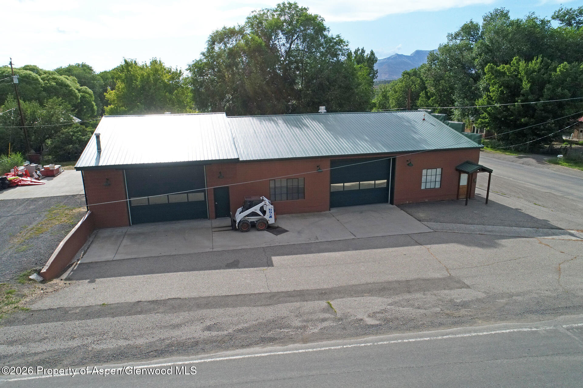 15757 57 1/2 Road Property Photo 4