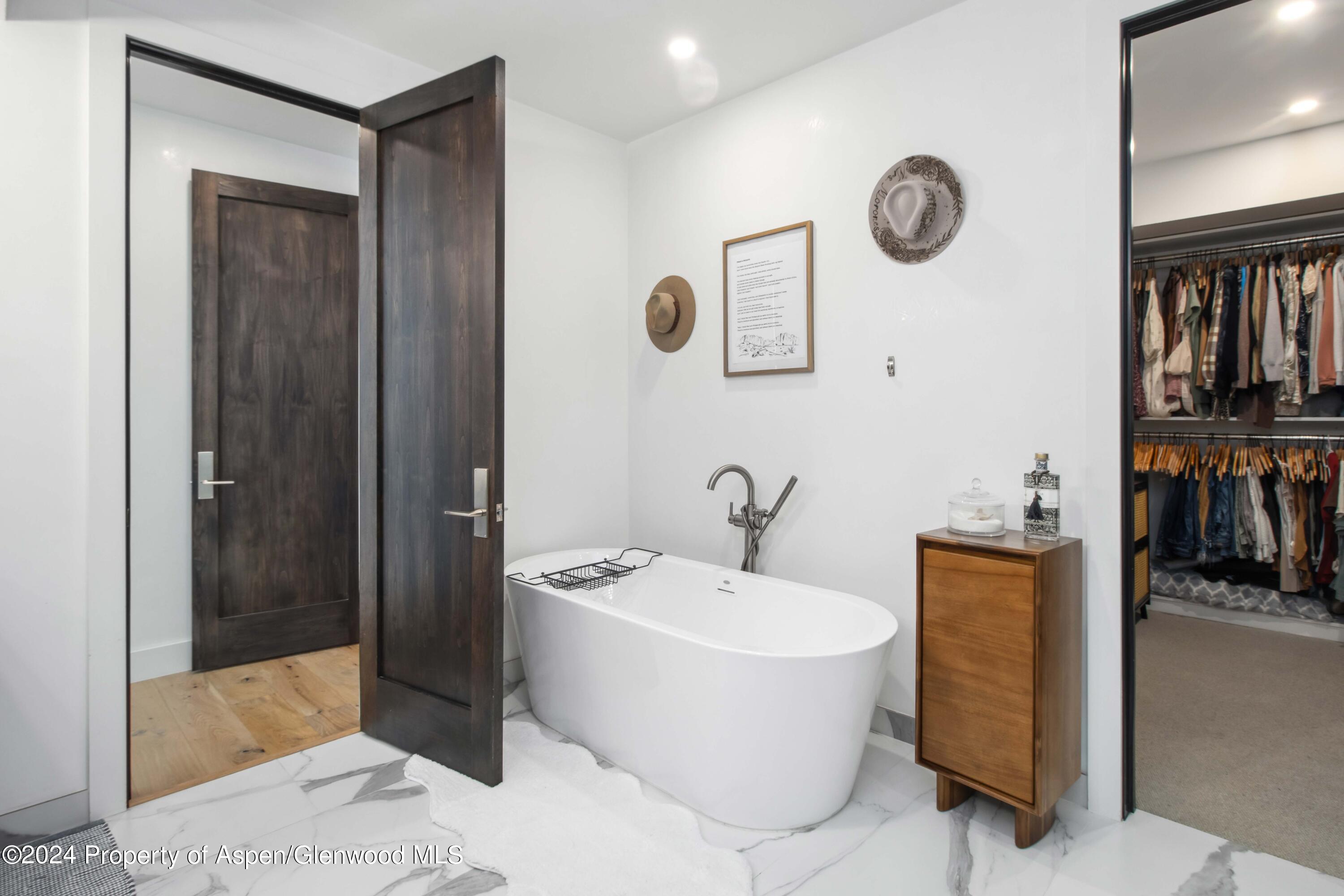 64 Cliff Rose Way Property Photo 23