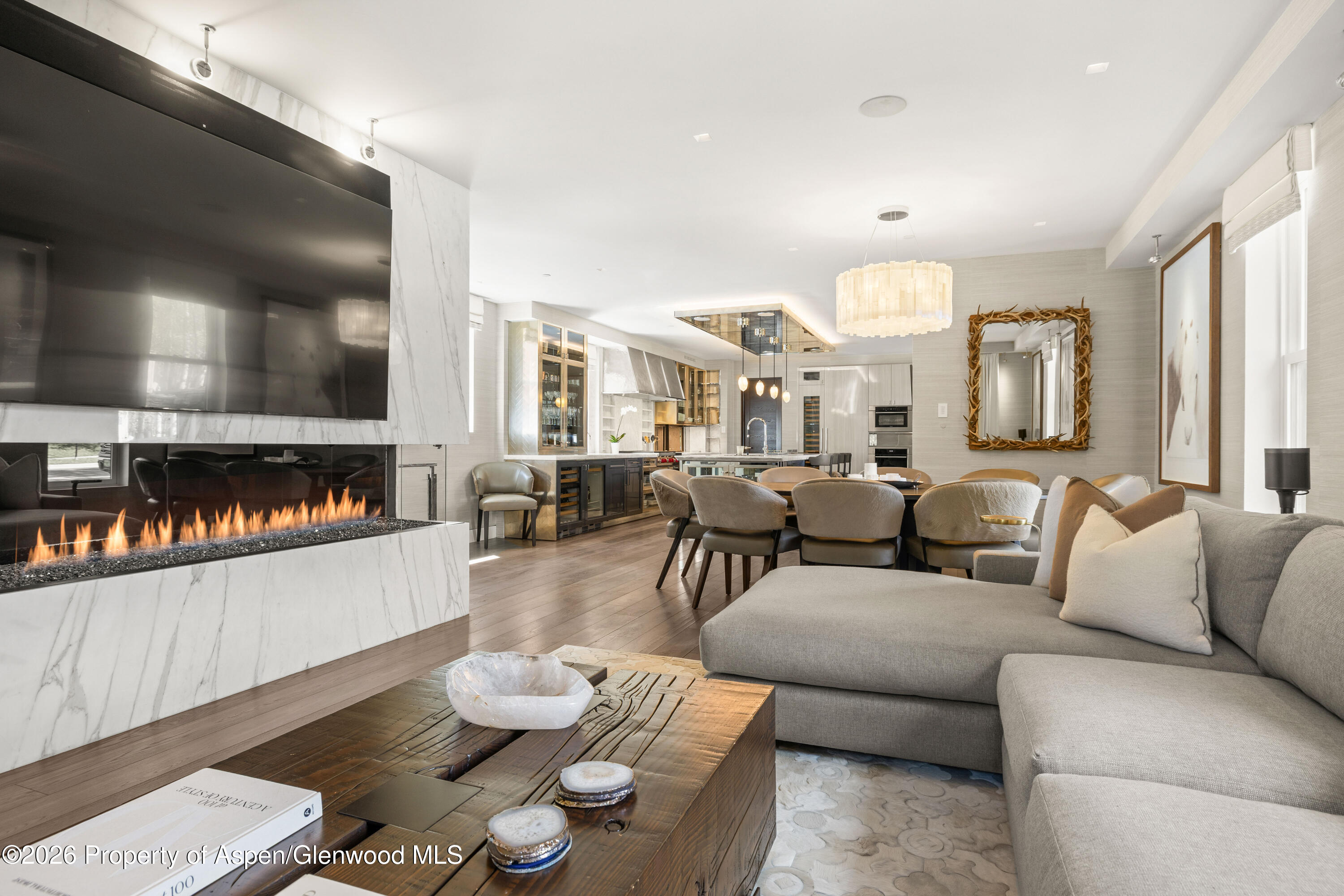 101 E Hallam Street Property Photo 1