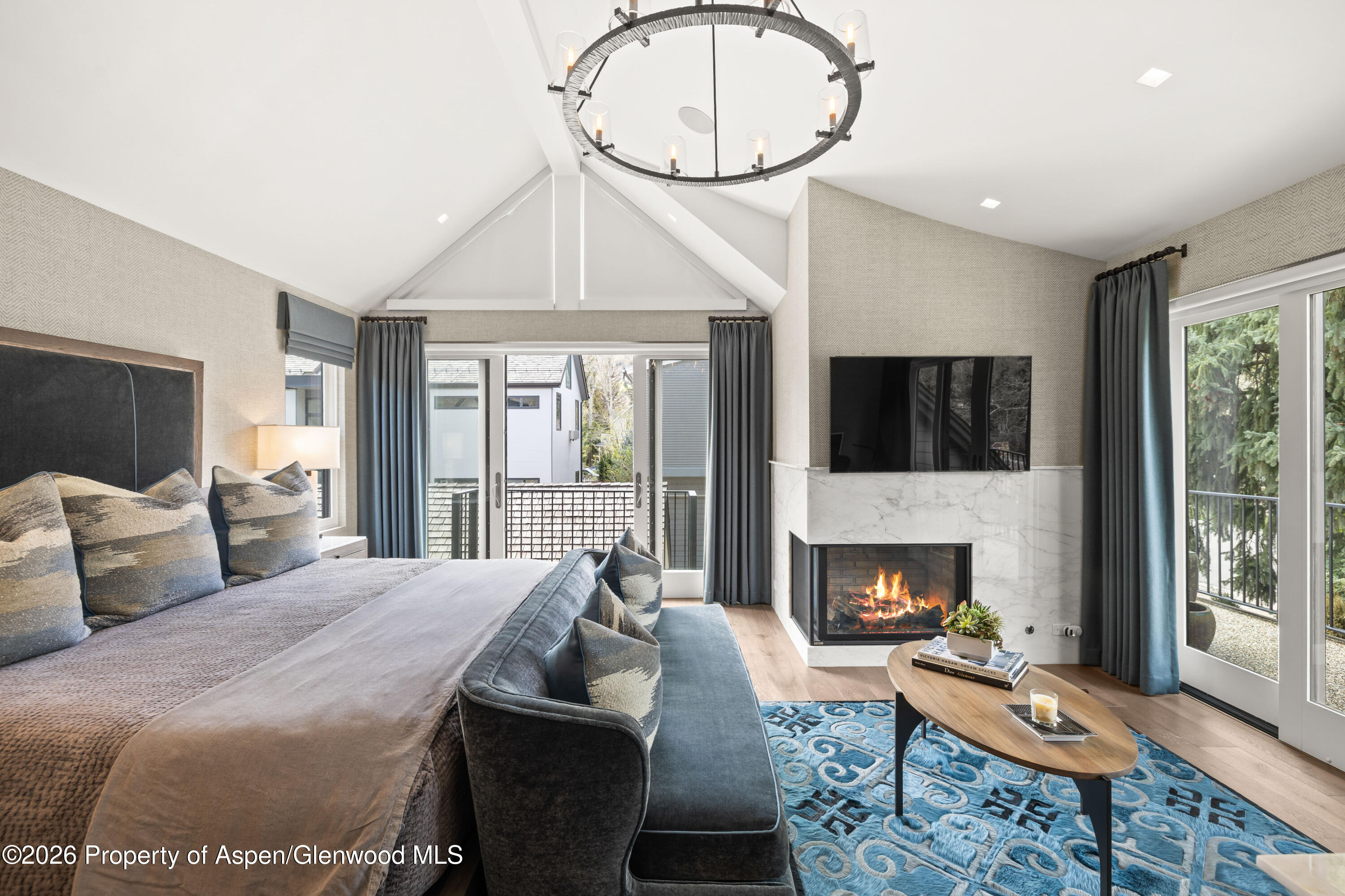 101 E Hallam Street Property Photo 14