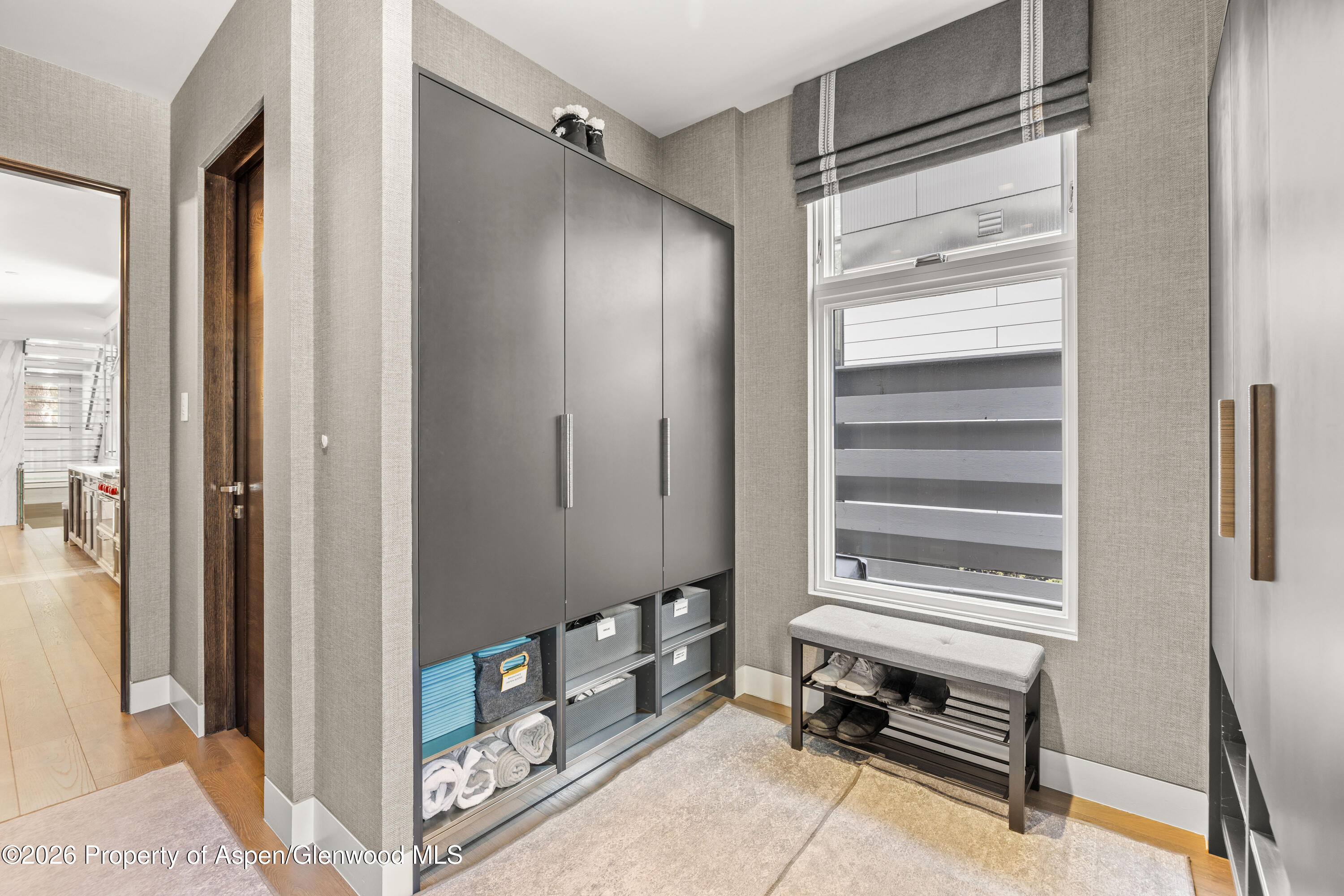 101 E Hallam Street Property Photo 46