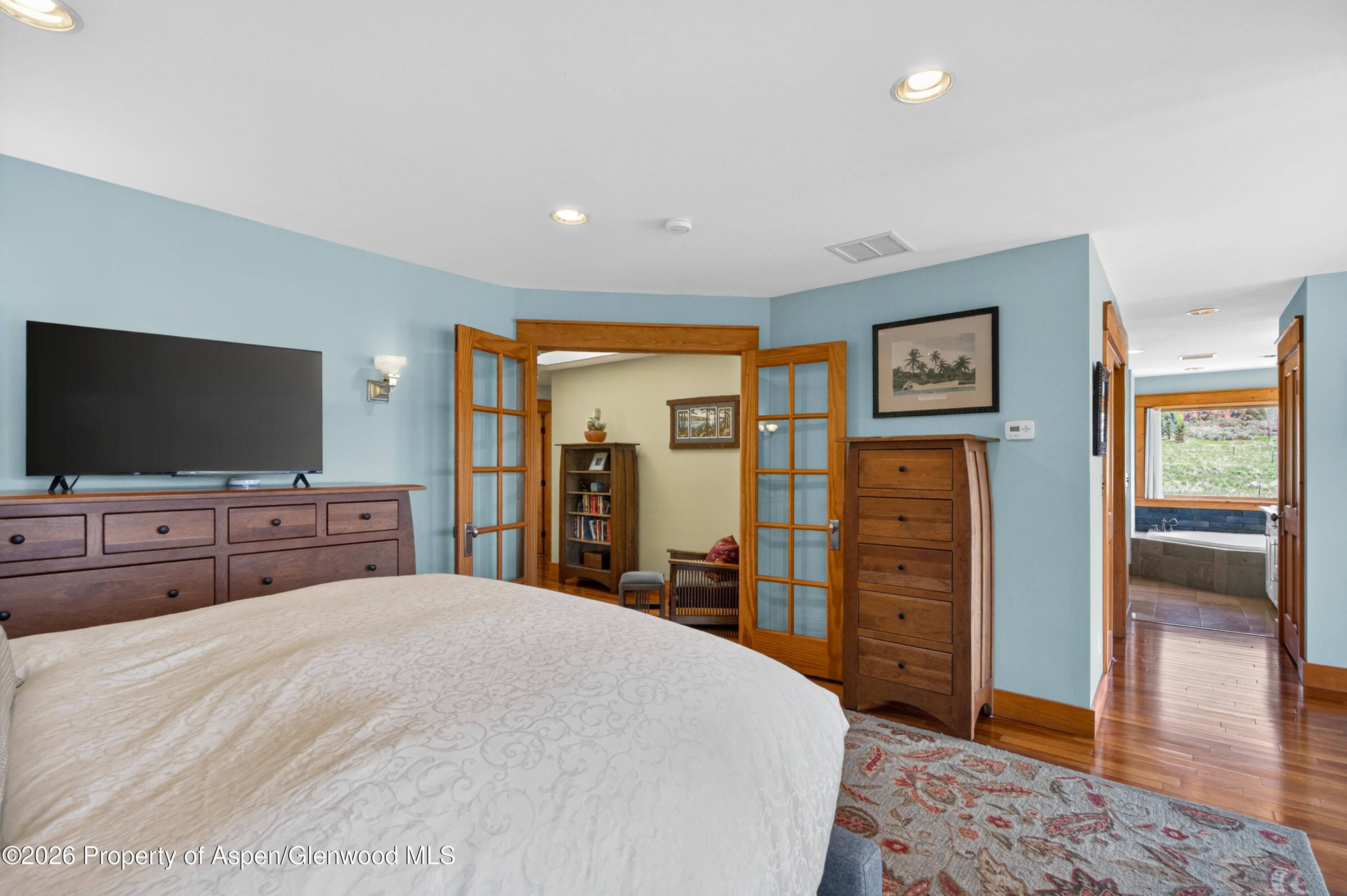 85 Red Cliff Circle Property Photo 26