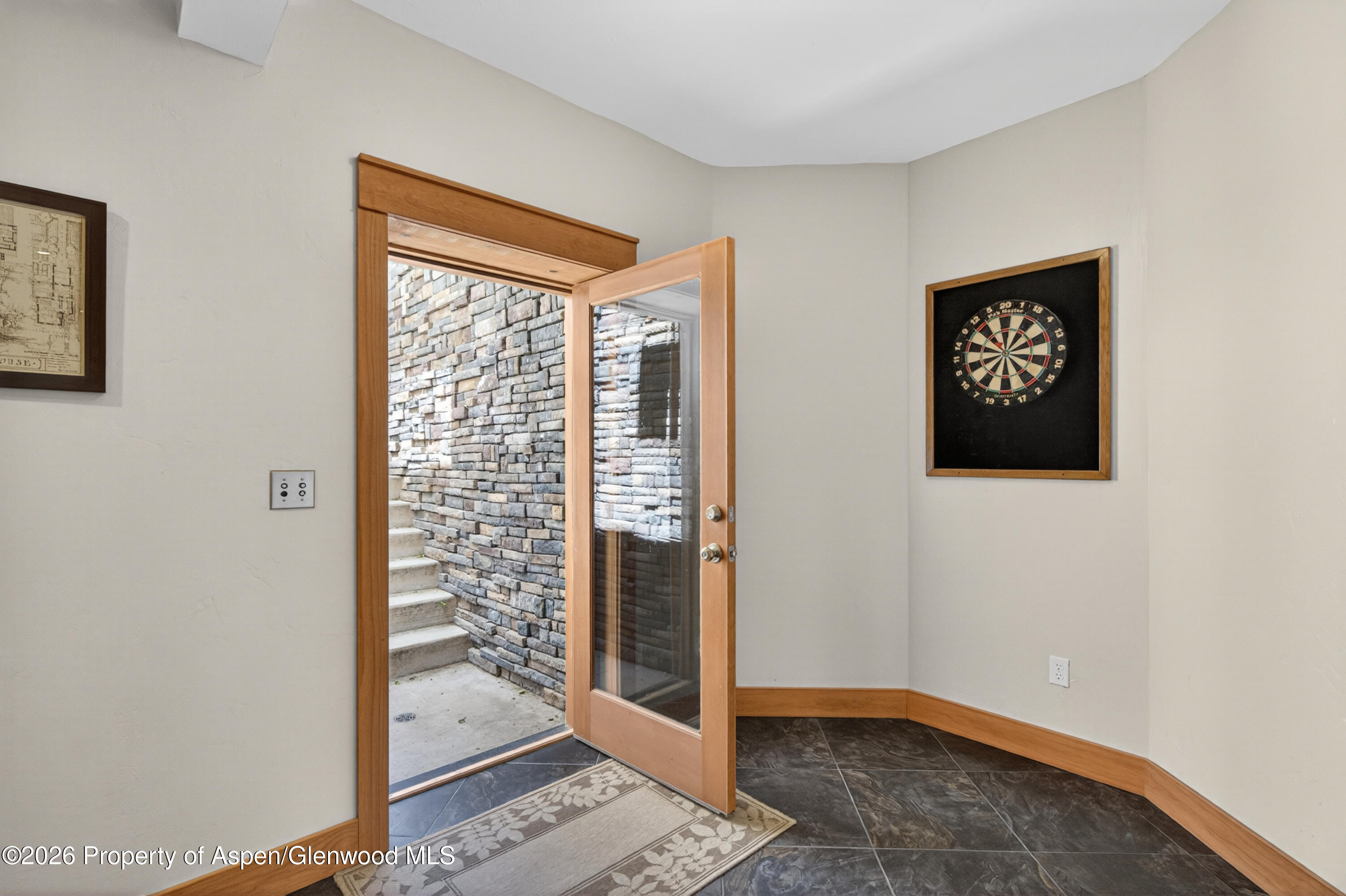 85 Red Cliff Circle Property Photo 45