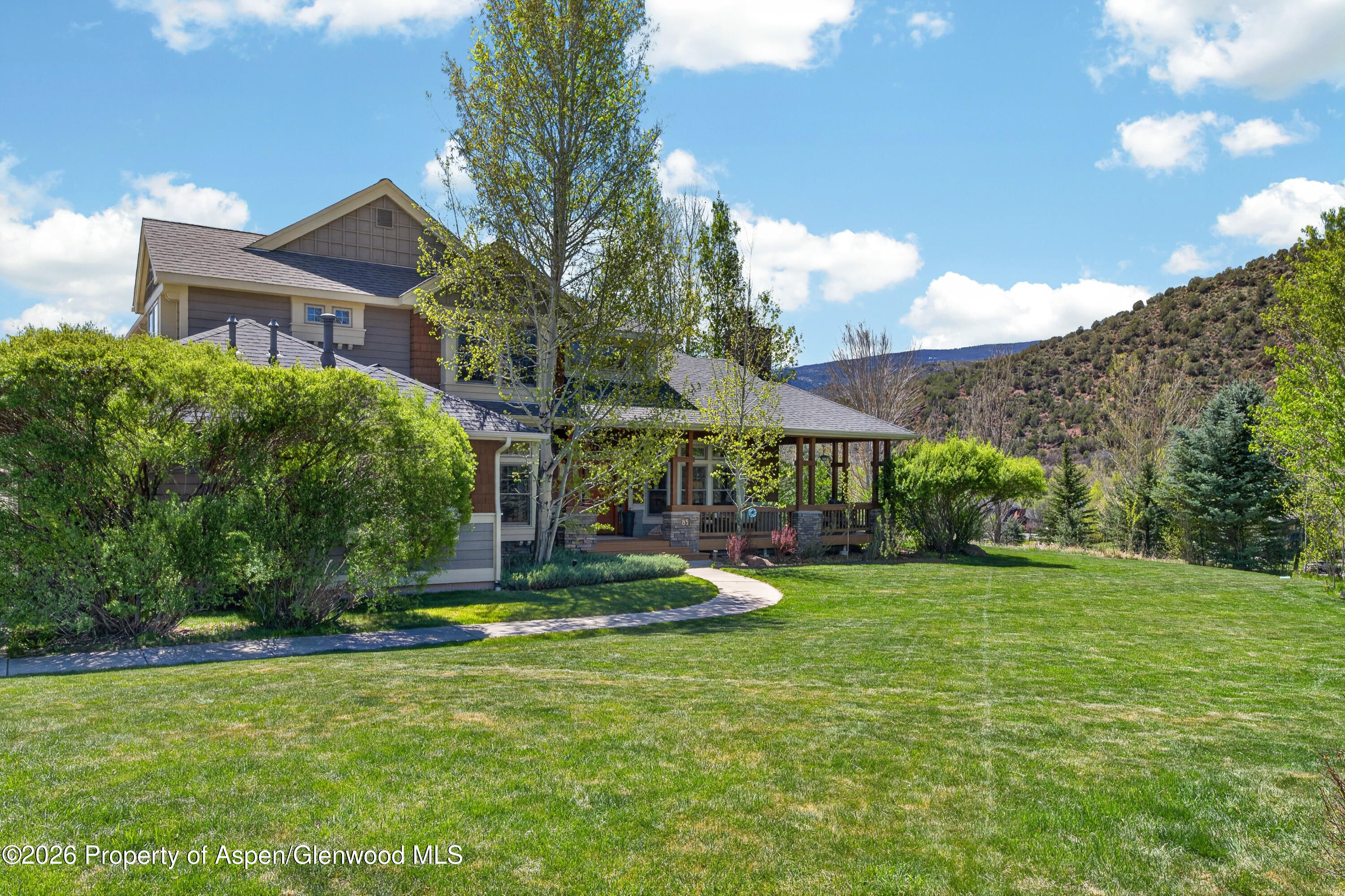 85 Red Cliff Circle Property Photo 46
