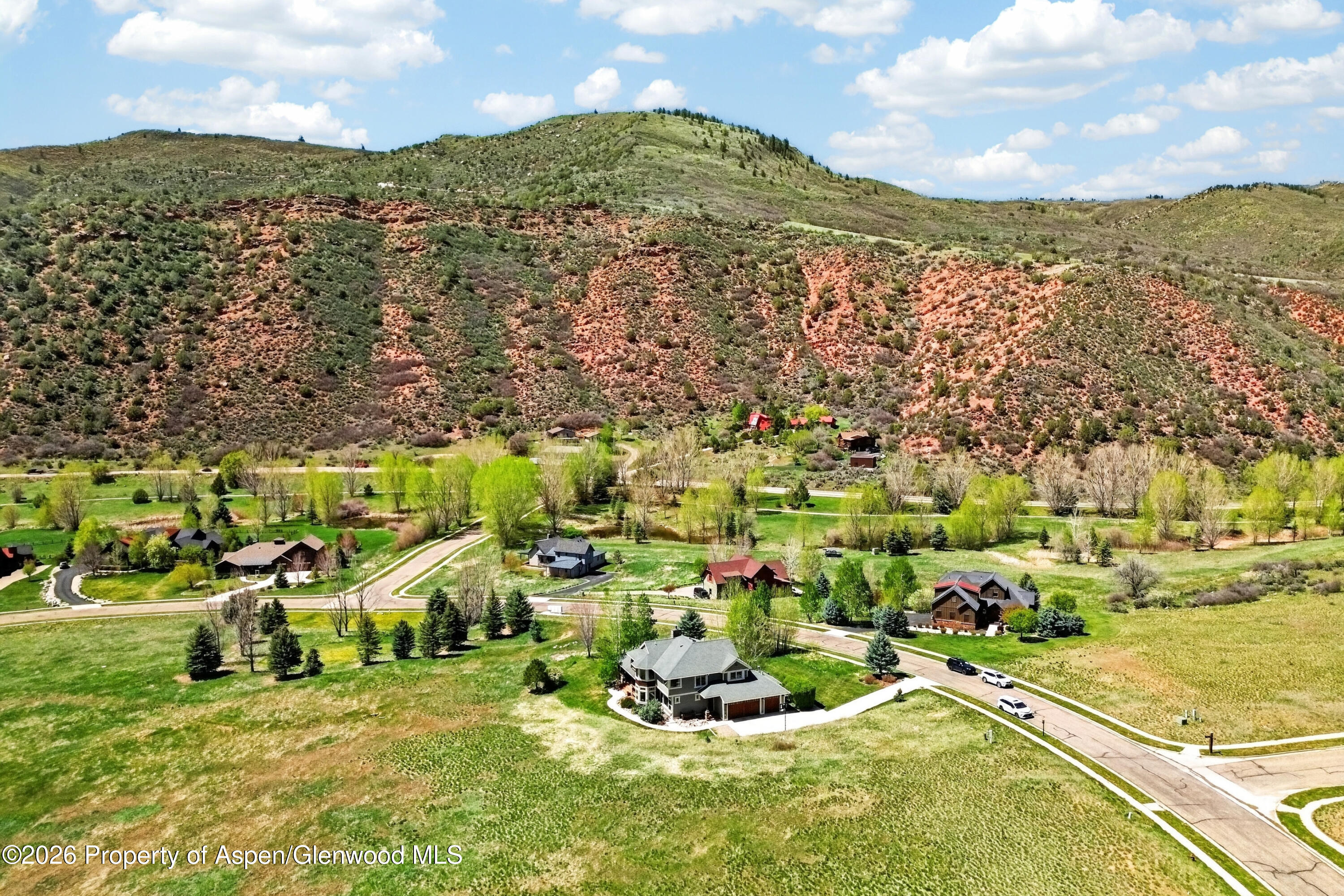85 Red Cliff Circle Property Photo 51