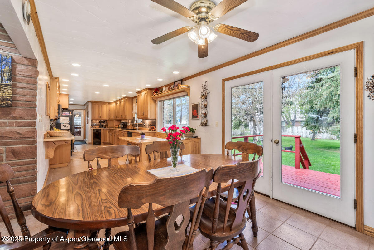590 Steele Street Property Photo 23