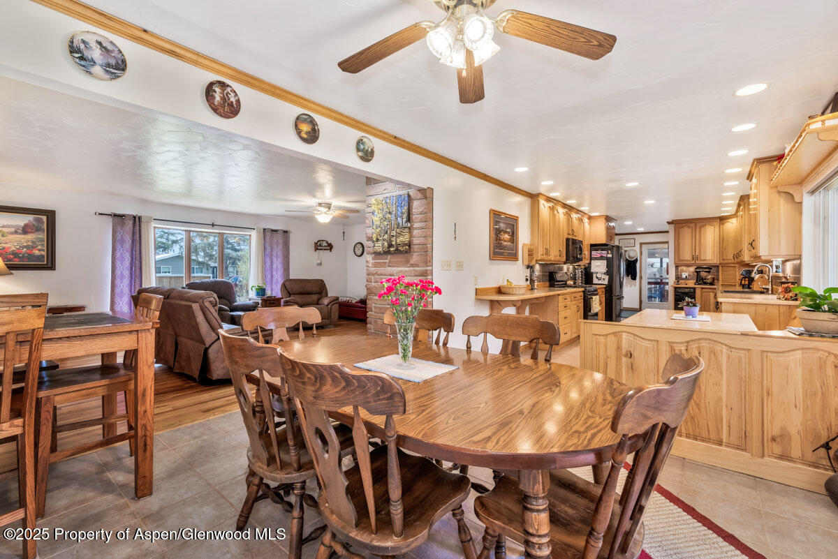 590 Steele Street Property Photo 24
