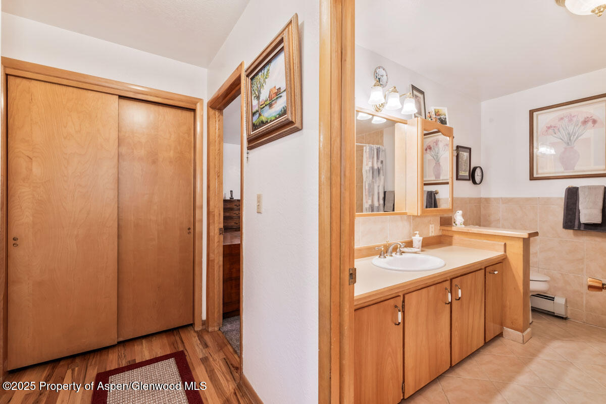 590 Steele Street Property Photo 37