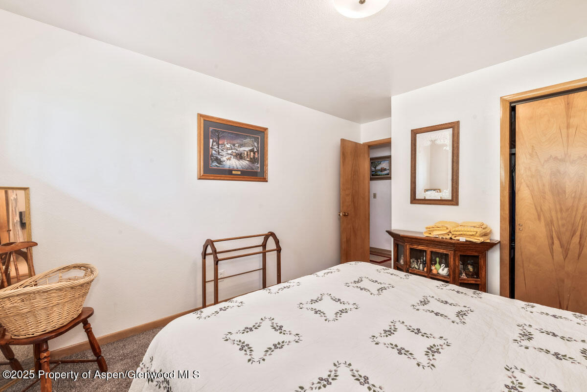 590 Steele Street Property Photo 40