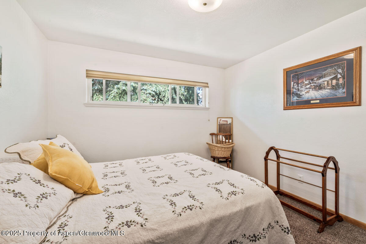 590 Steele Street Property Photo 42