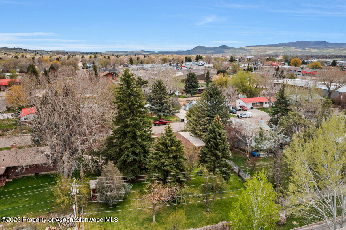 590 Steele Street Property Photo 83