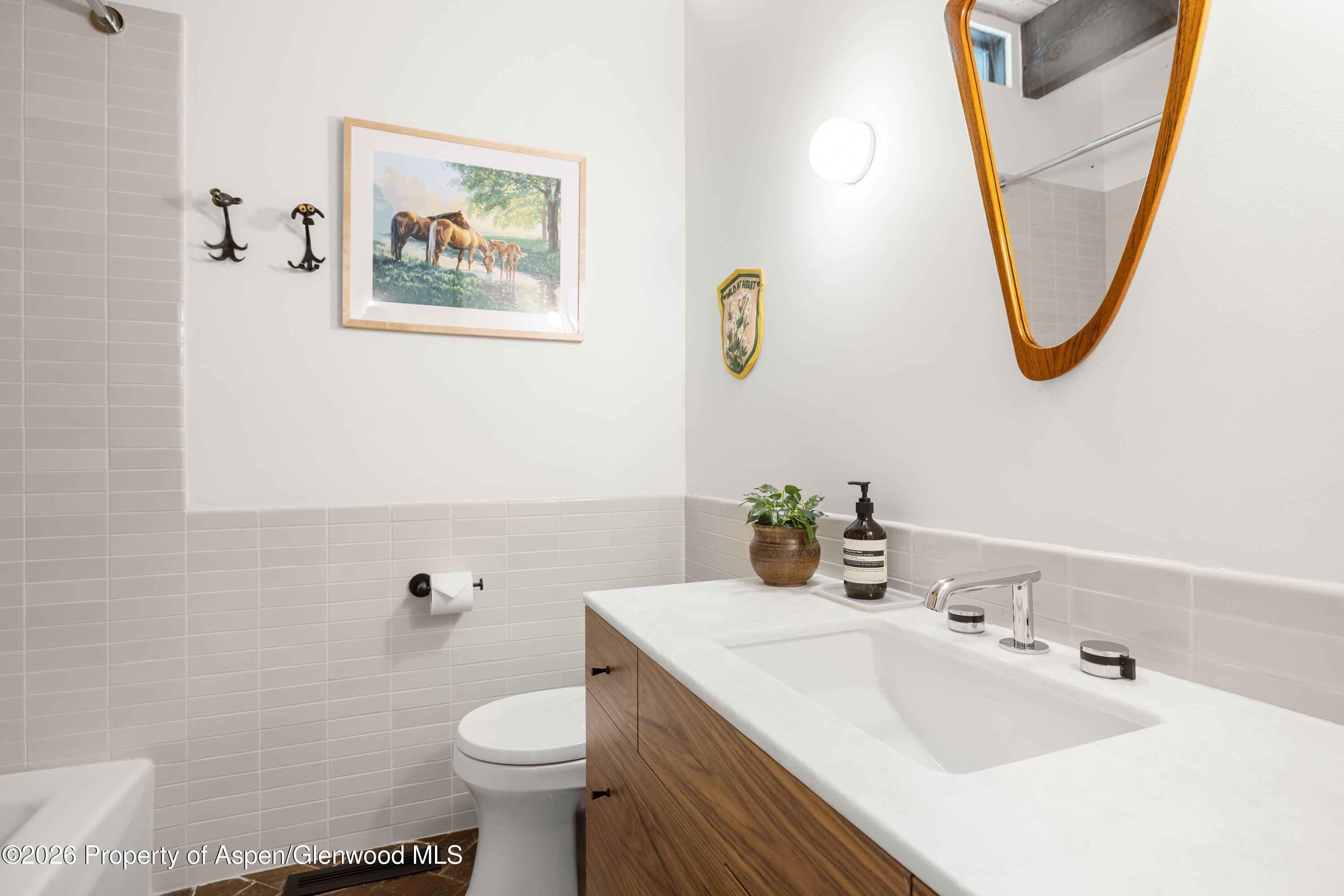 284 Eastwood Drive Property Photo 17