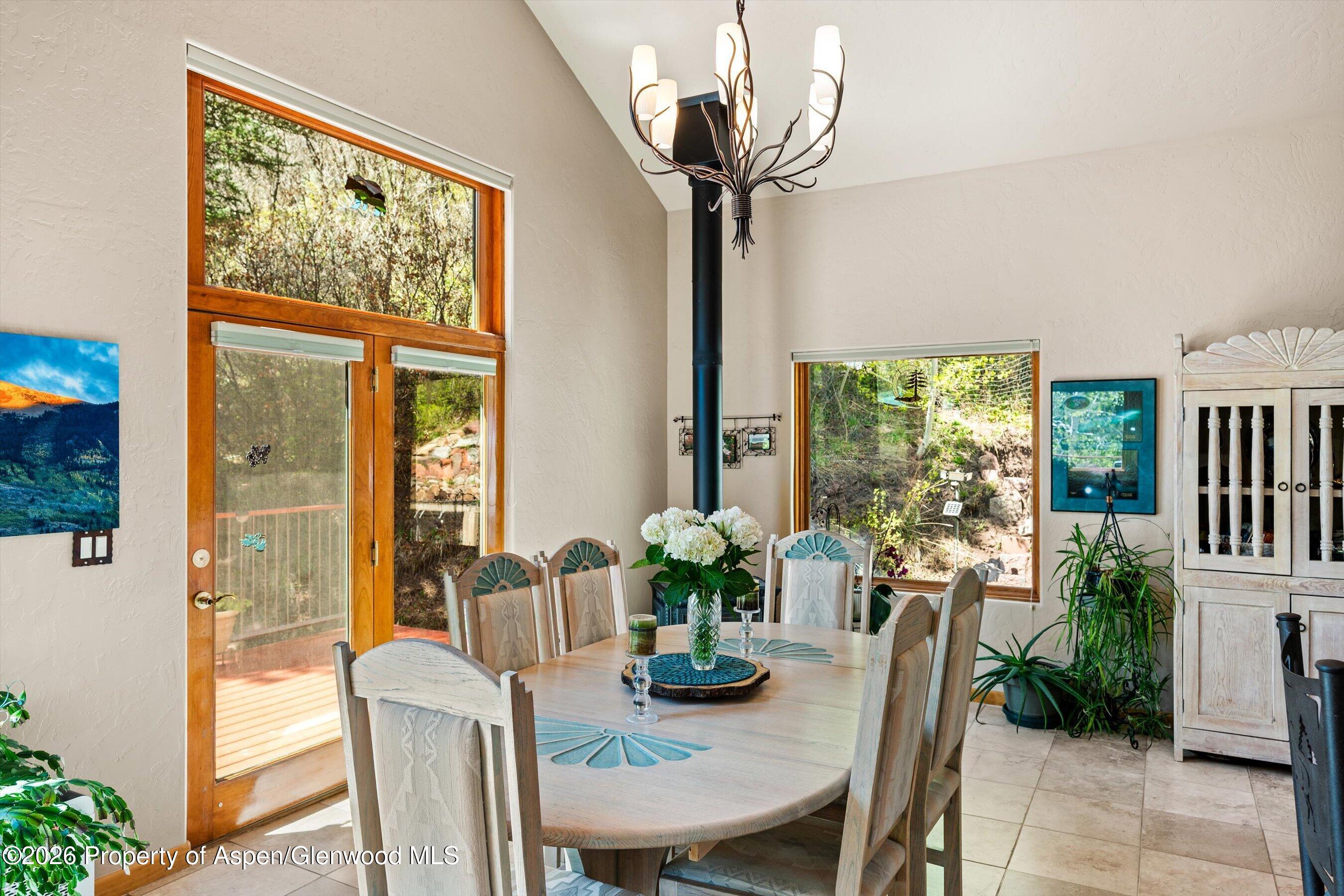 200 Elk Mountain Drive Property Photo 9