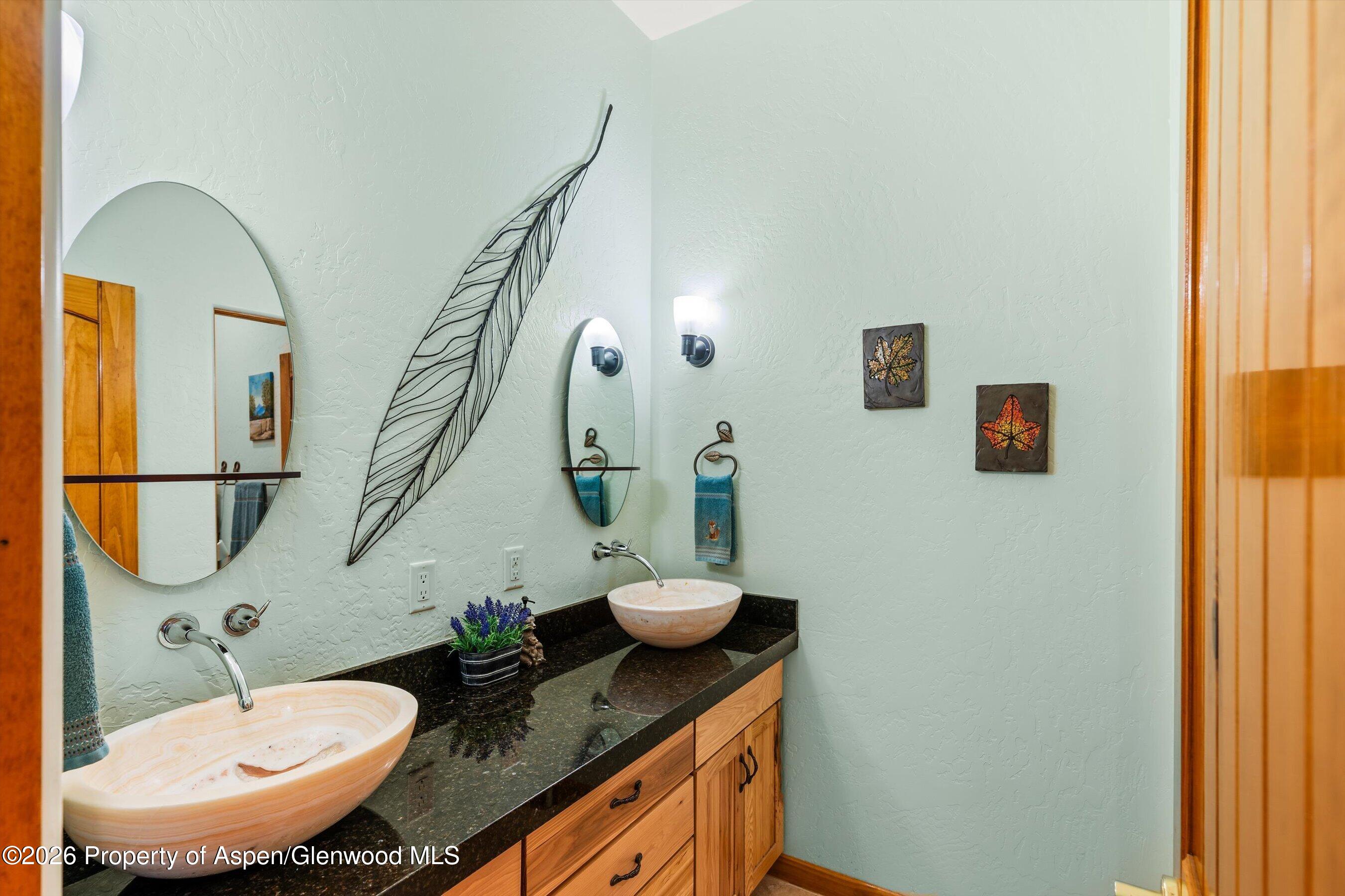 200 Elk Mountain Drive Property Photo 16