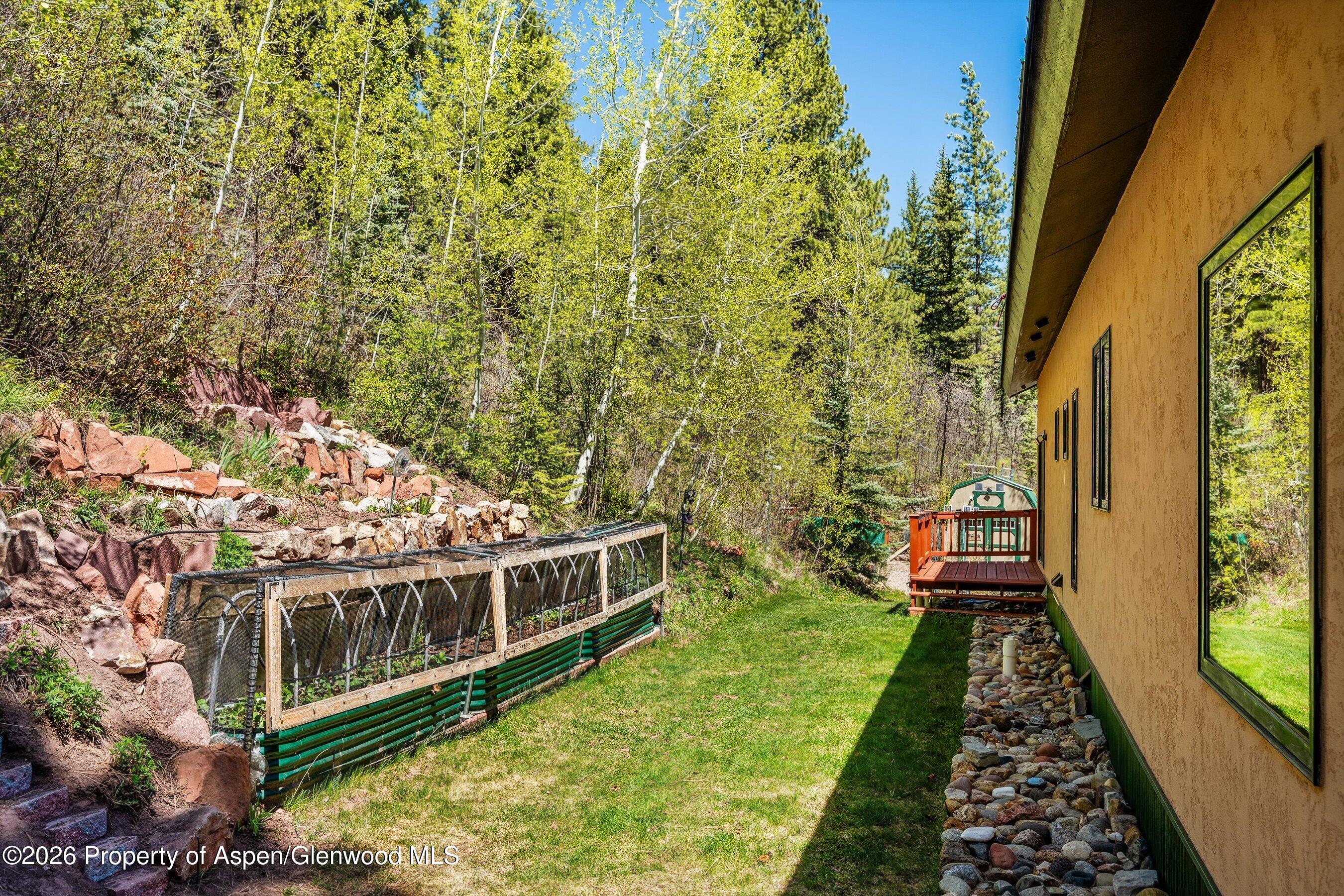 200 Elk Mountain Drive Property Photo 20