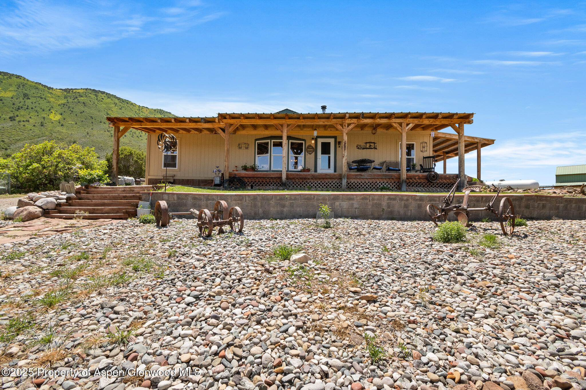 3768 County Road 237 Property Photo 3