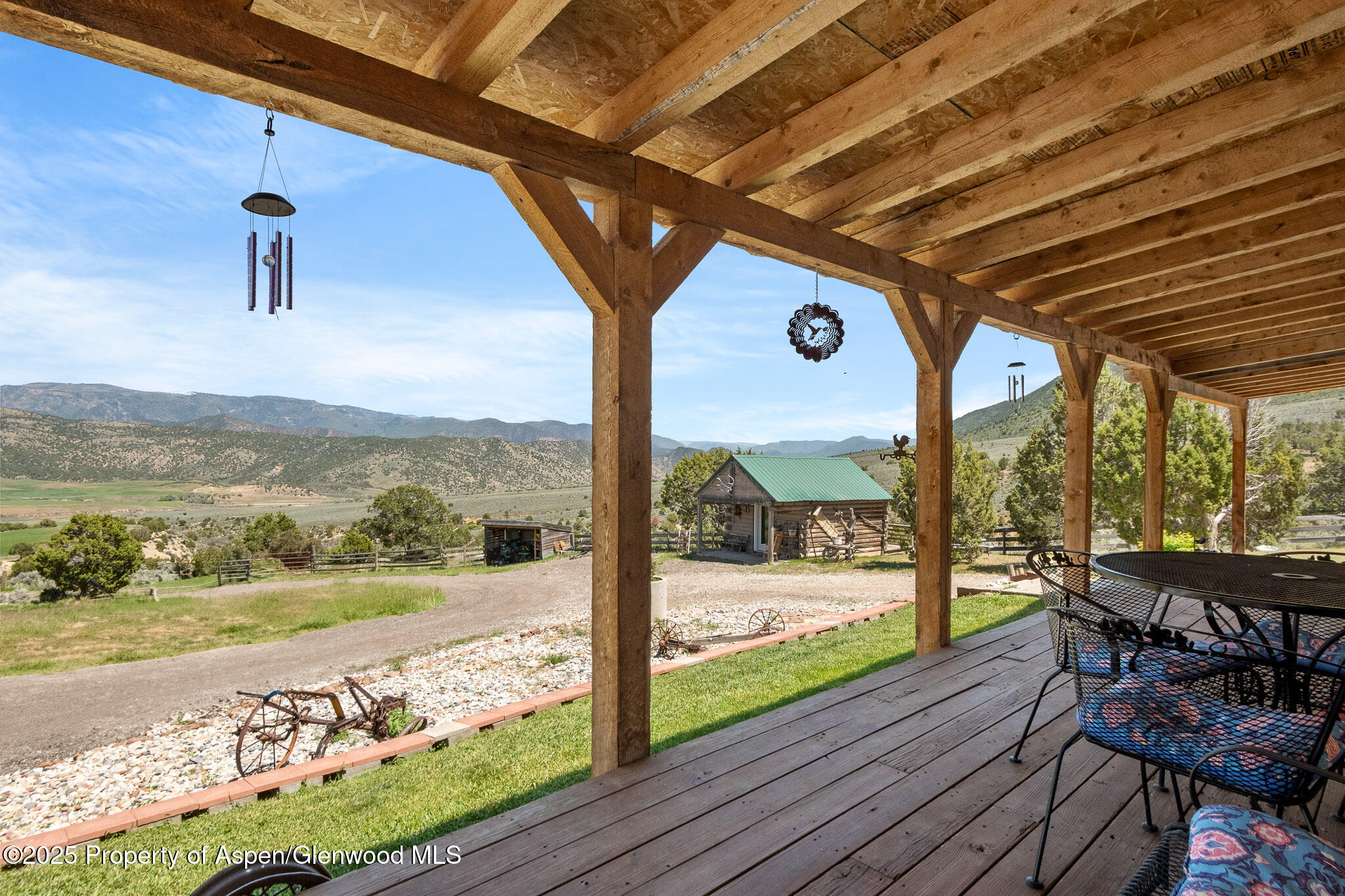 3768 County Road 237 Property Photo 5