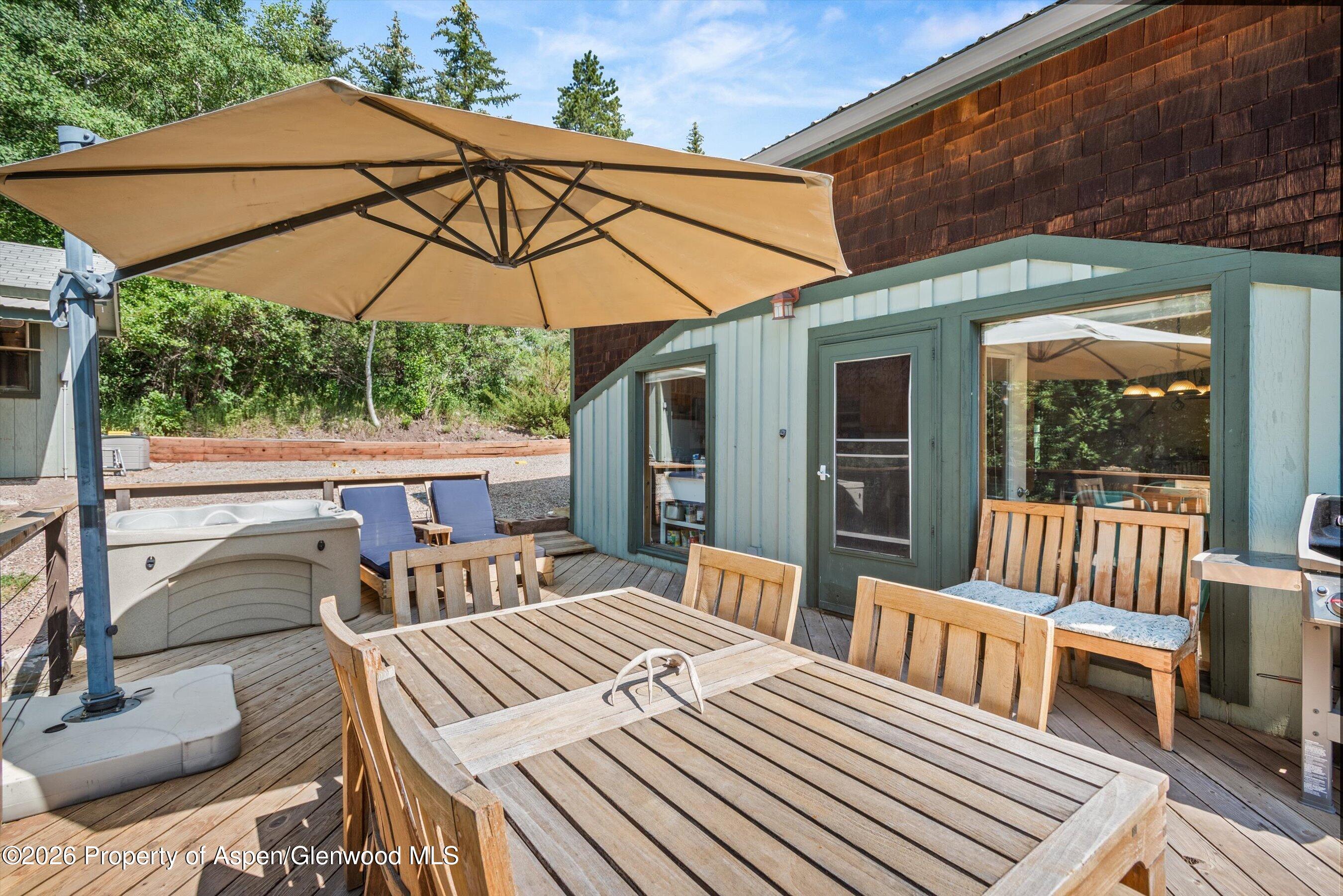 357 Elk Mountain Drive Property Photo 15
