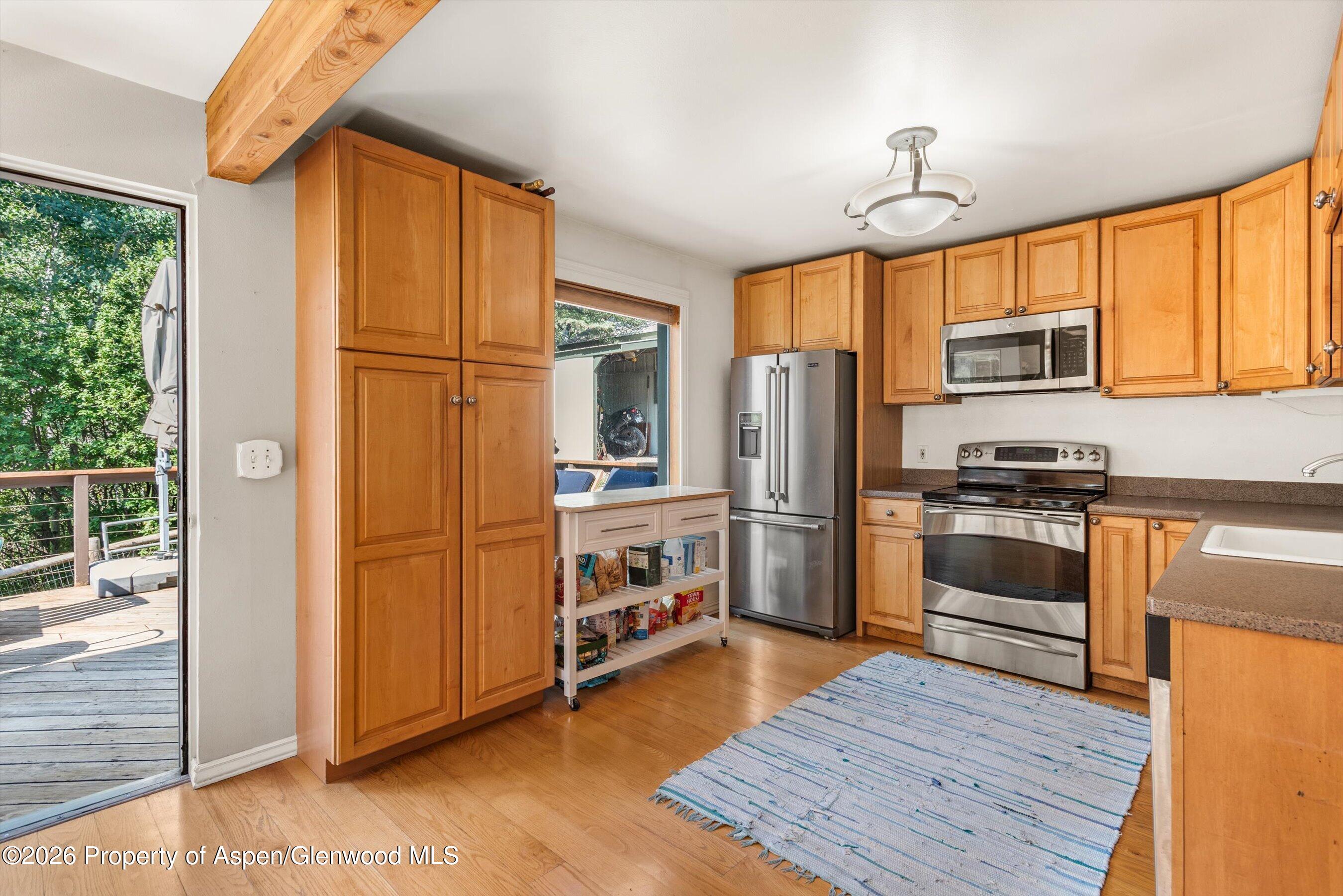 357 Elk Mountain Drive Property Photo 16