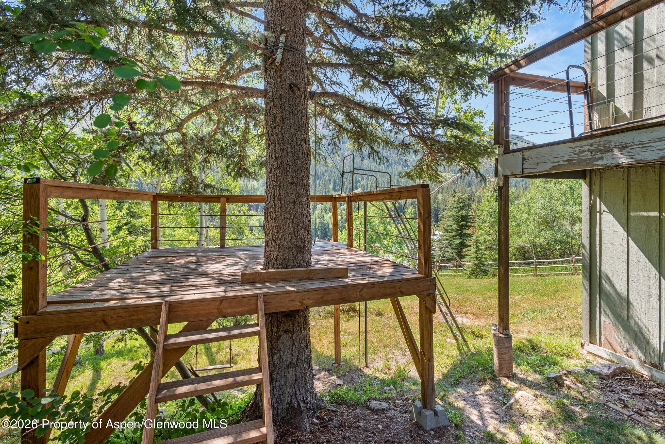 357 Elk Mountain Drive Property Photo 37